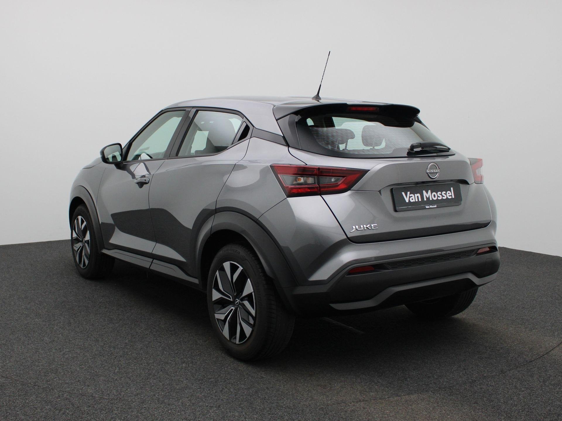 Foto 2 van Nissan Juke 1.0 DIG-T Business Design | BTW| Navigatie | Cru