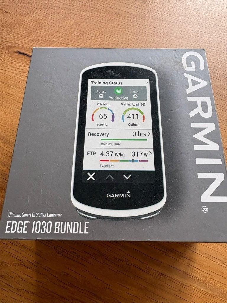 Garmin Edge 1030 Bundle – compleet met accessoires, Ophalen of Verzenden, Cadanssensor, Gebruikt