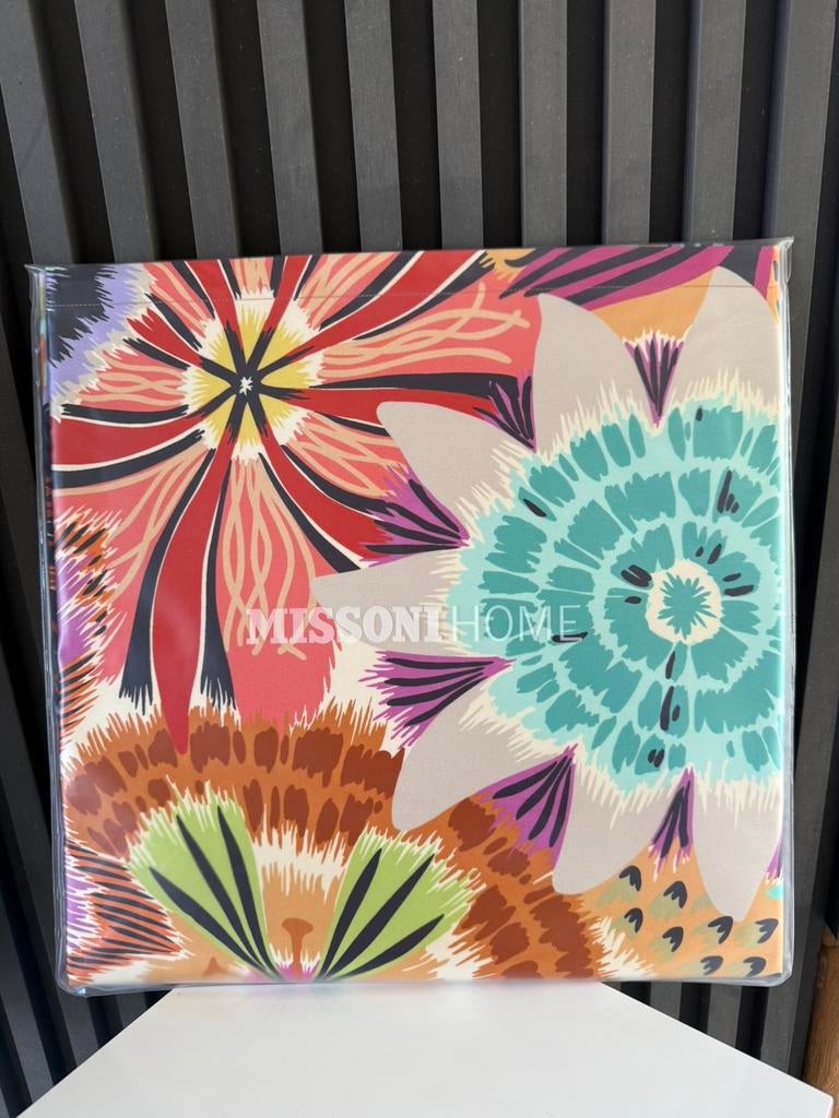 MISSONI HOME NEW in box Table Runner Passiflora 159, Huis en Inrichting, Ophalen of Verzenden, Nieuw, Rechthoek, Binnen