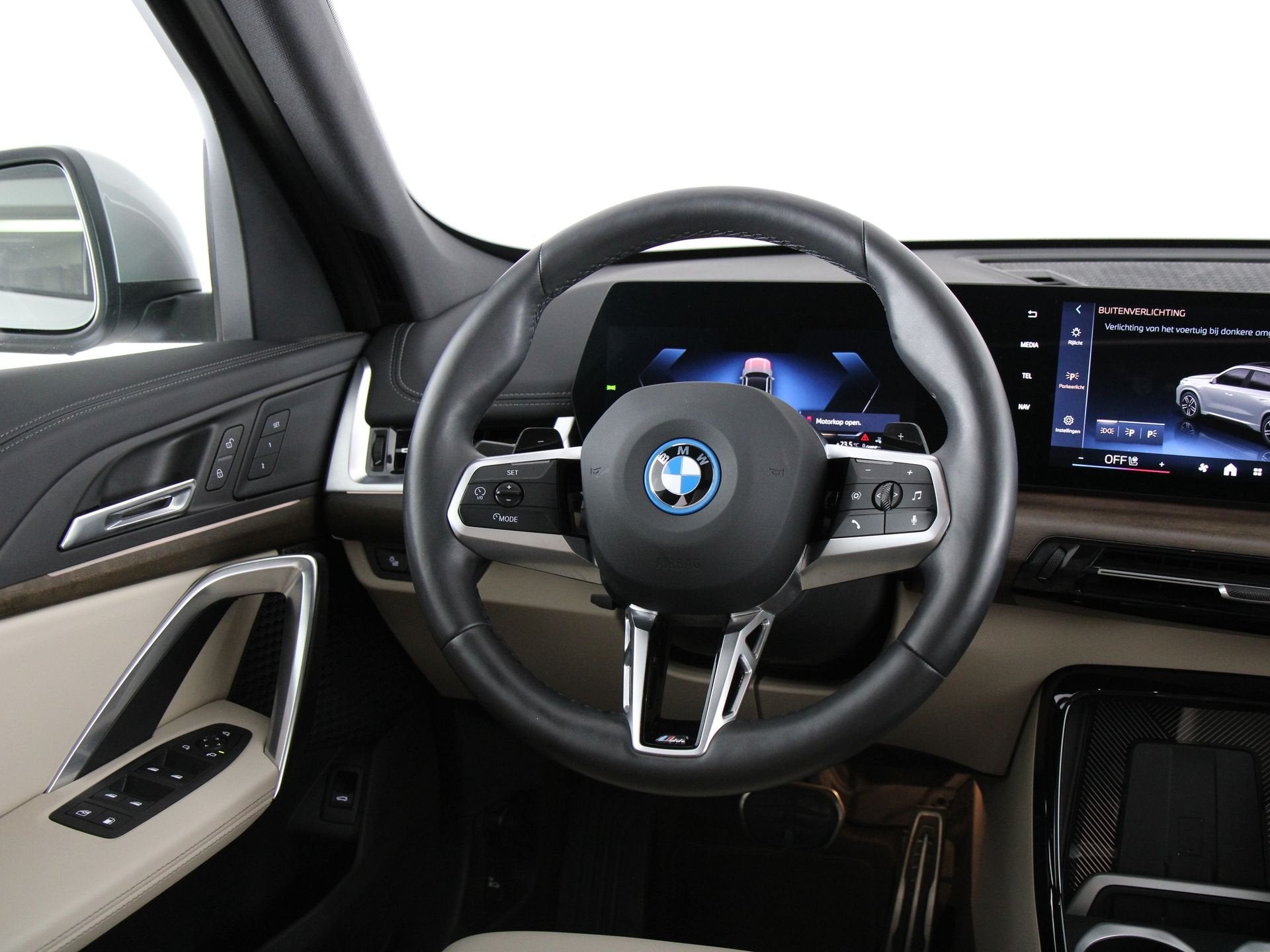 BMW X1 xDrive 25e M-Sport Trekhaak elektrisch wegklapbaar, E, Auto's, Elektrische stoelverstelling, Gebruikt, Euro 6, Overige brandstoffen