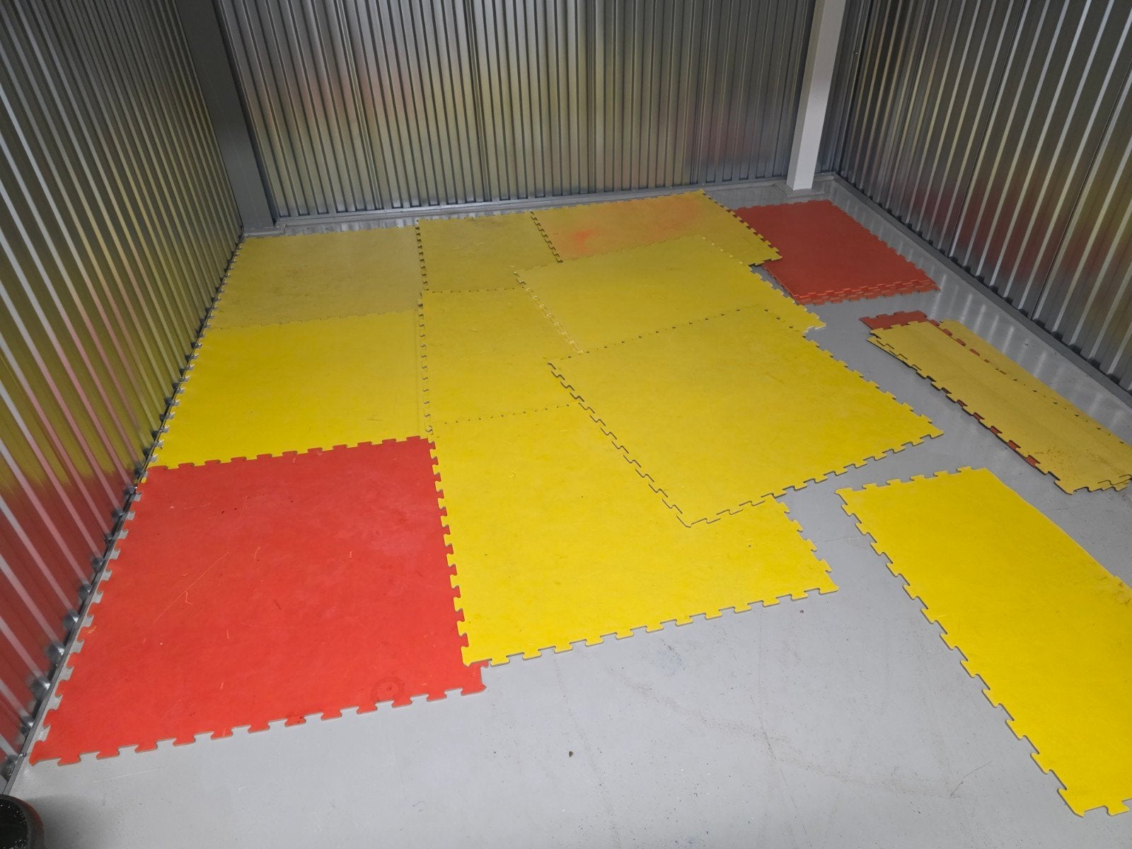 10 m² Dikke rubber puzzelvloer / garagevloer / fitnessvloer, Ophalen, Gebruikt