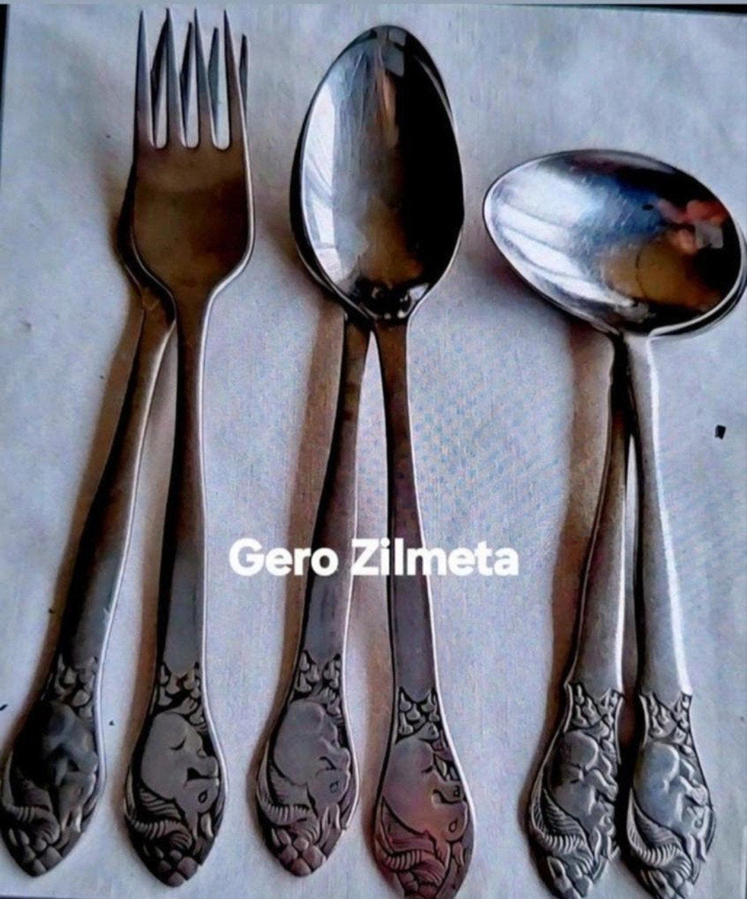 Gero Zilmeta kinderbestek eekhoorns, Ophalen of Verzenden, Rvs of Chroom