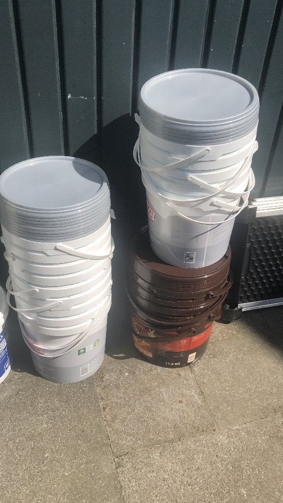afsluitbare emmers 10 liter, Ophalen, Nieuw, Kunststof, Met deksel