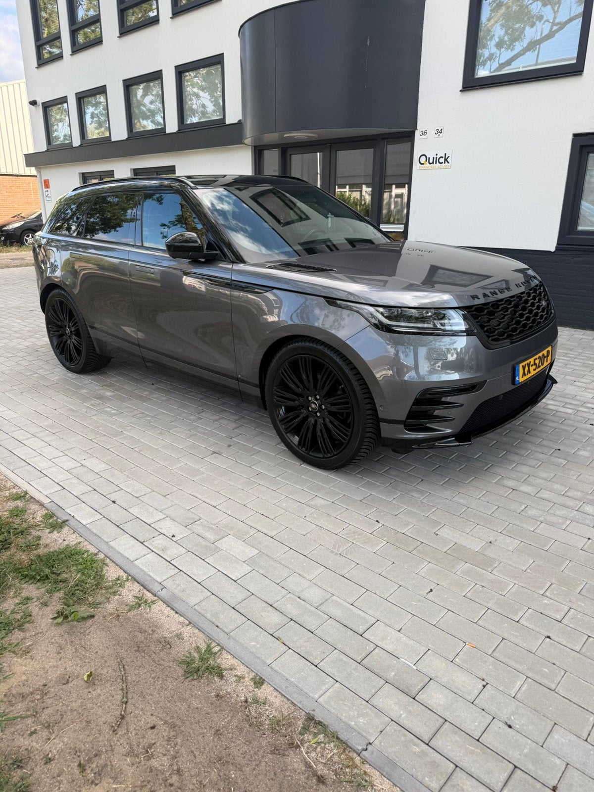 Land Rover Range Rover Velar
