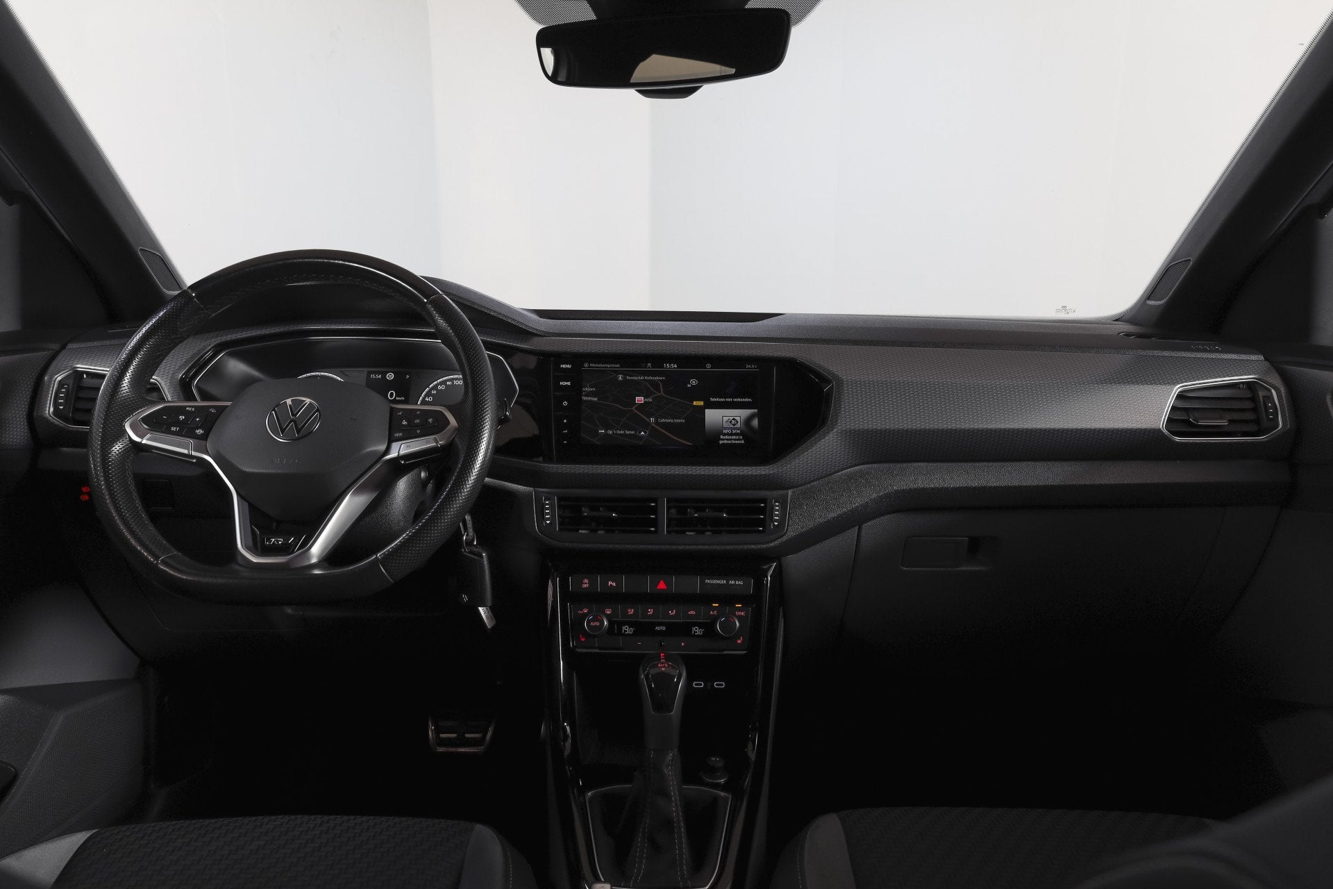 Volkswagen T-Cross 1.5 TSI Style Business R 150 PK | Adapt., Auto's, T-Cross, 4 cilinders, 150 pk, SUV of Terreinwagen