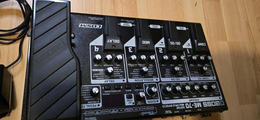 Boss ME-70 Multi-effect Gitaarpedaal - Zo goed als nieuw, Muziek en Instrumenten, Ophalen of Verzenden, Zo goed als nieuw, Delay of Echo