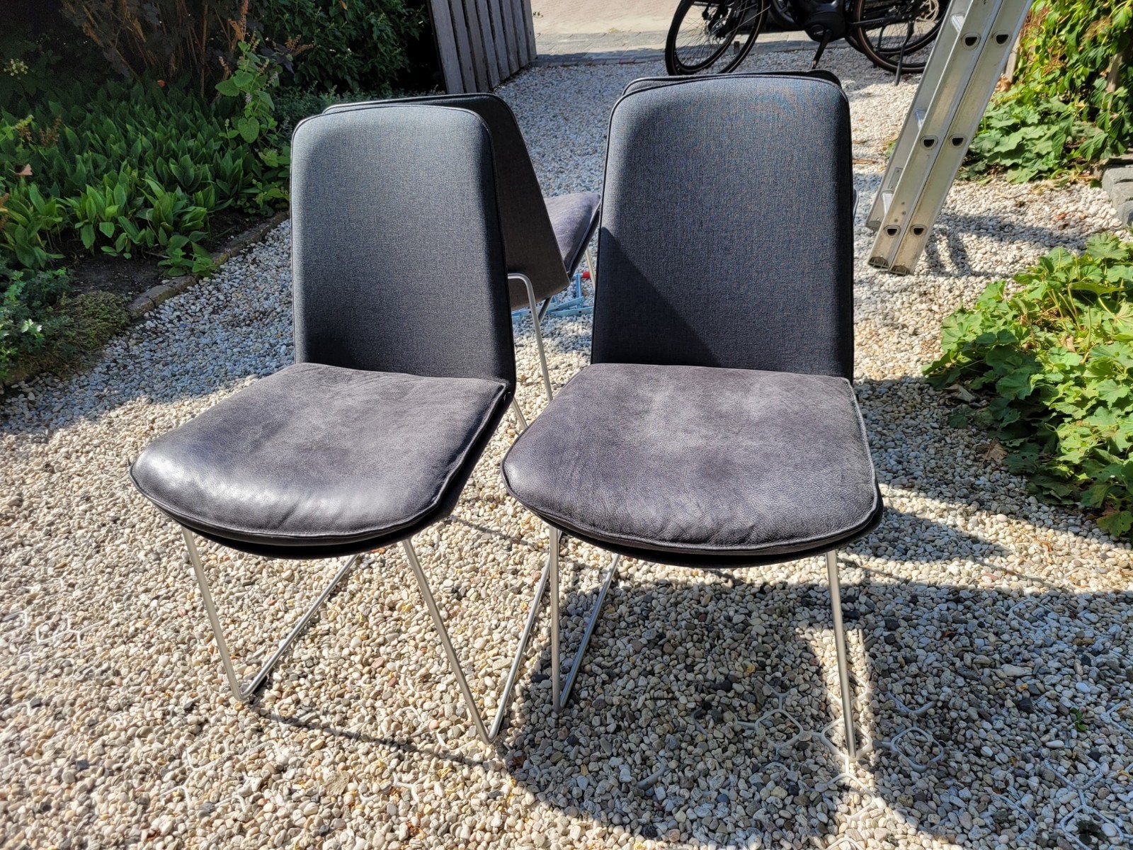 4 KFF design stoelen - Grijs/Antraciet, Ophalen, Modern design, Gebruikt, Grijs