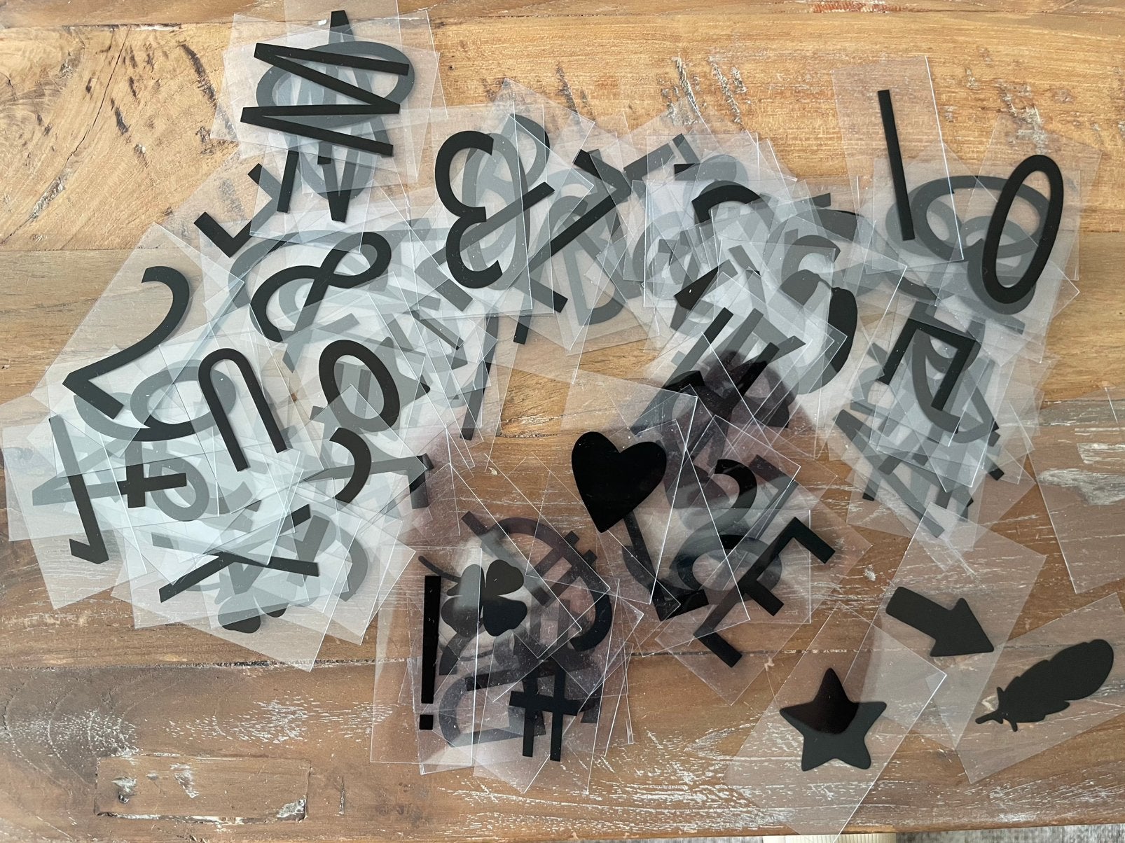 Letters en symbolen voor een grote lichtbak, Ophalen of Verzenden, Zo goed als nieuw