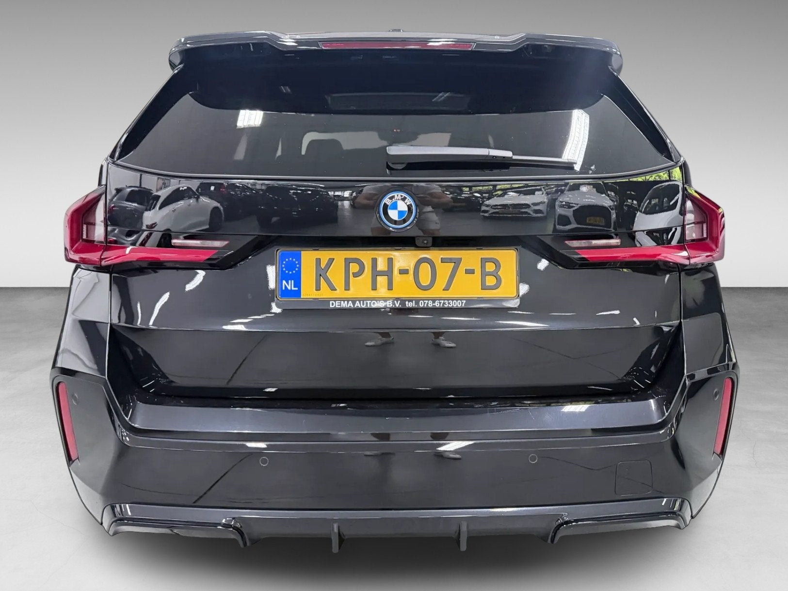 BMW X1 XDrive30e M-SPORT 327PK PANO/LEDER/H-KARDON/MASSAGE/M, Zwart, Zwart, Plug-in hybride, Bedrijf