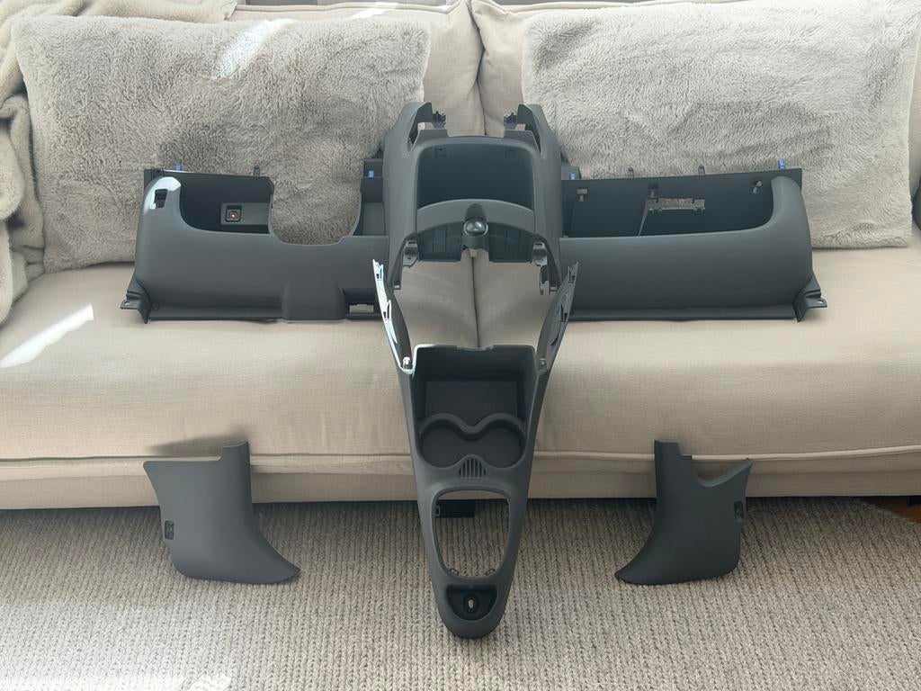 Interieur panelen dashboard 107, C1 of Aygo GRIJS, Auto-onderdelen, Interieur en Bekleding, Ophalen, Gebruikt, Peugeot