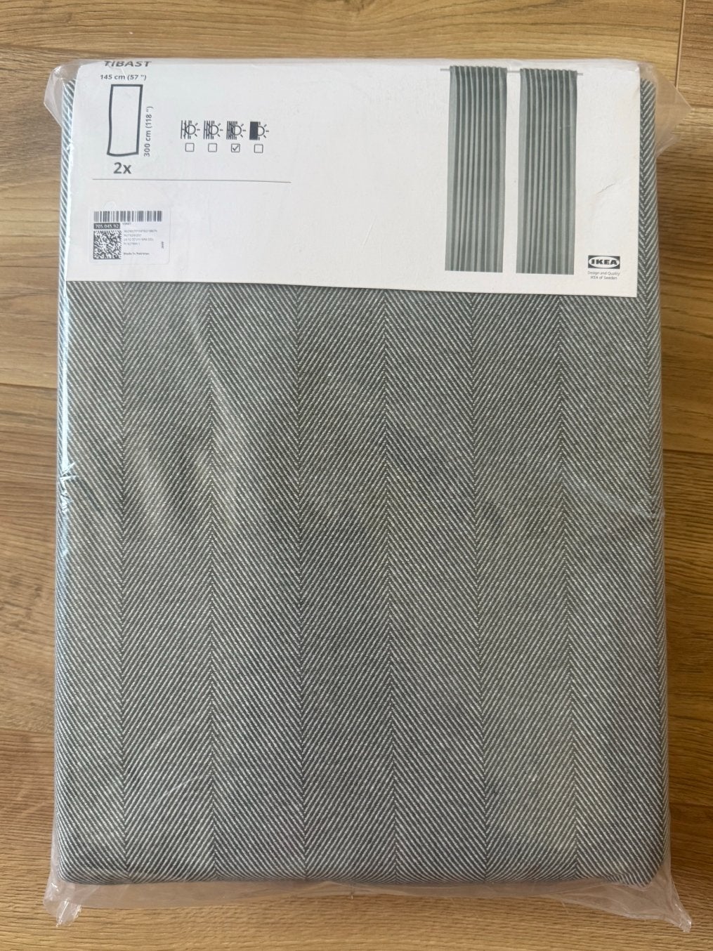Tibast gordijn IKEA donkergroen, Huis en Inrichting, Stoffering | Gordijnen en Lamellen, 100 tot 150 cm, 200 cm of meer, Nieuw