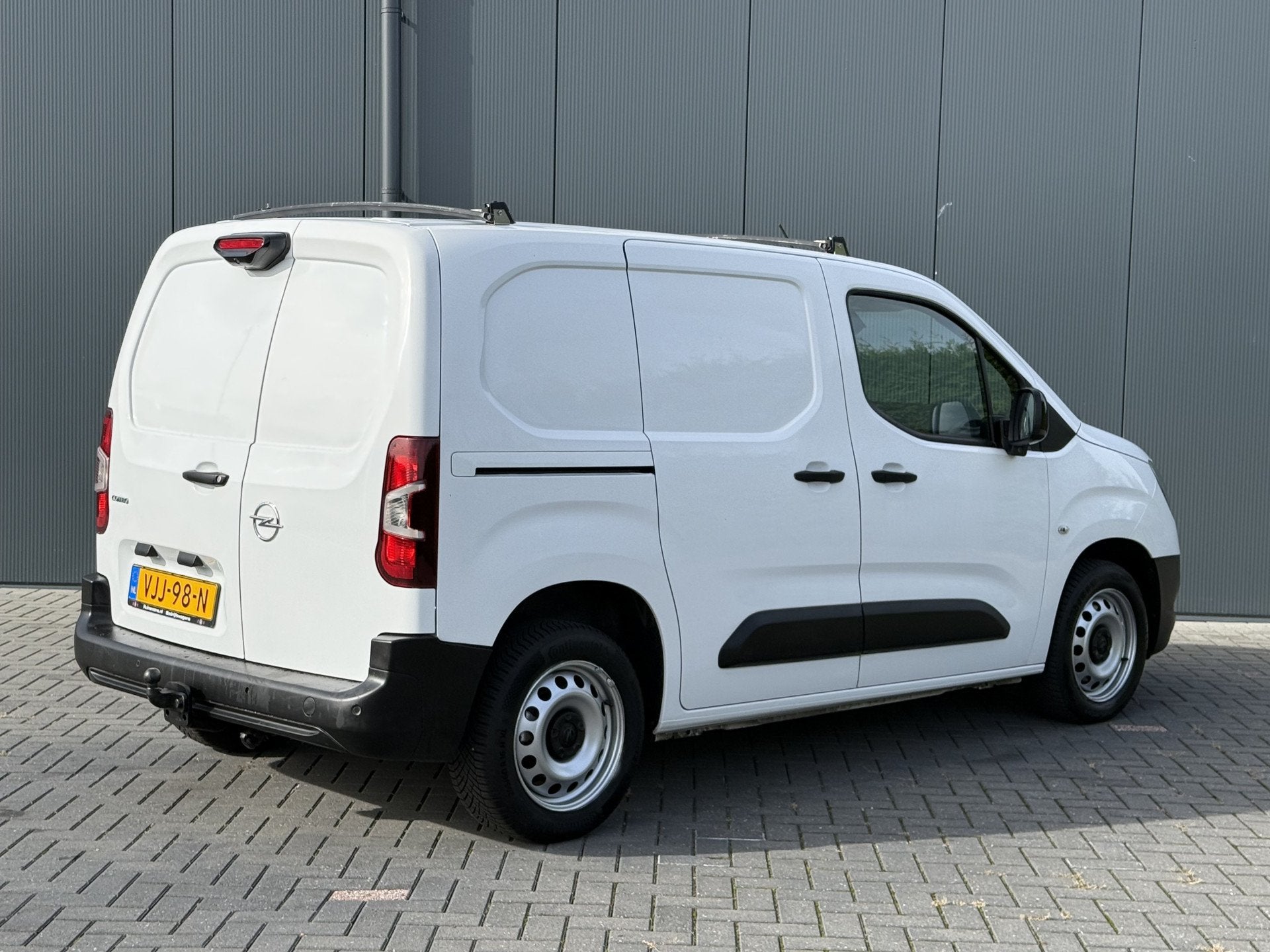 Opel Combo 1.5D 102 PK / L1H1 / 1e EIG / TREKHAAK / BOTT INR, Voorwielaandrijving, Gebruikt, Euro 6, 4 cilinders