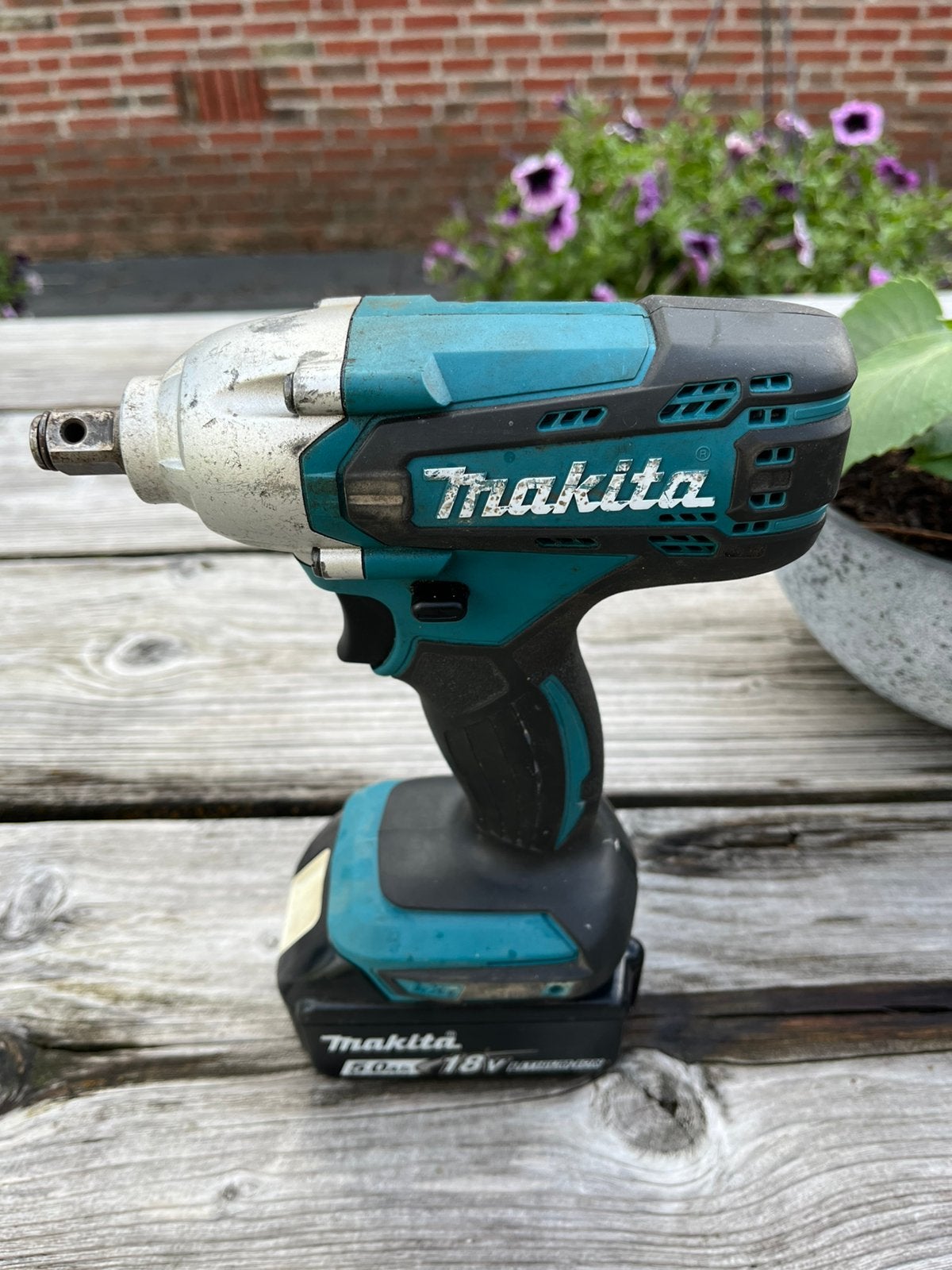 Makita slagmoersleutel met 18v 5ah accu, Ophalen of Verzenden, Zo goed als nieuw, Overige typen