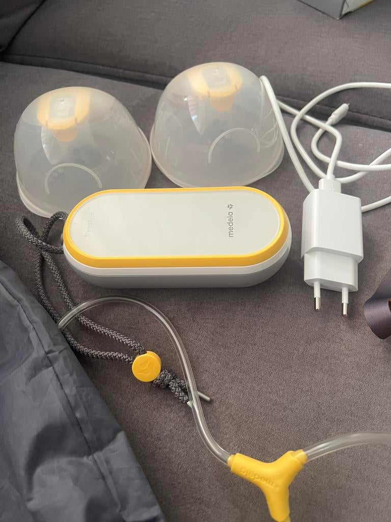 Medela Freestyle Handsfree Borstkolf- ALS NIEUW!!, Kinderen en Baby's, Babyvoeding en Toebehoren, Ophalen of Verzenden, Zo goed als nieuw