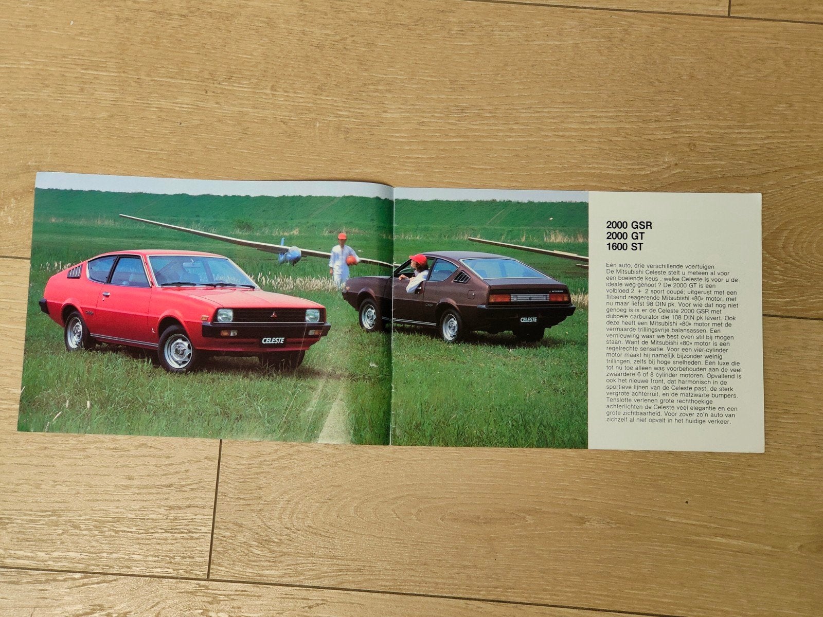 Autofolder Mitsubishi Celeste, Ophalen of Verzenden, Zo goed als nieuw, Mitsubishi