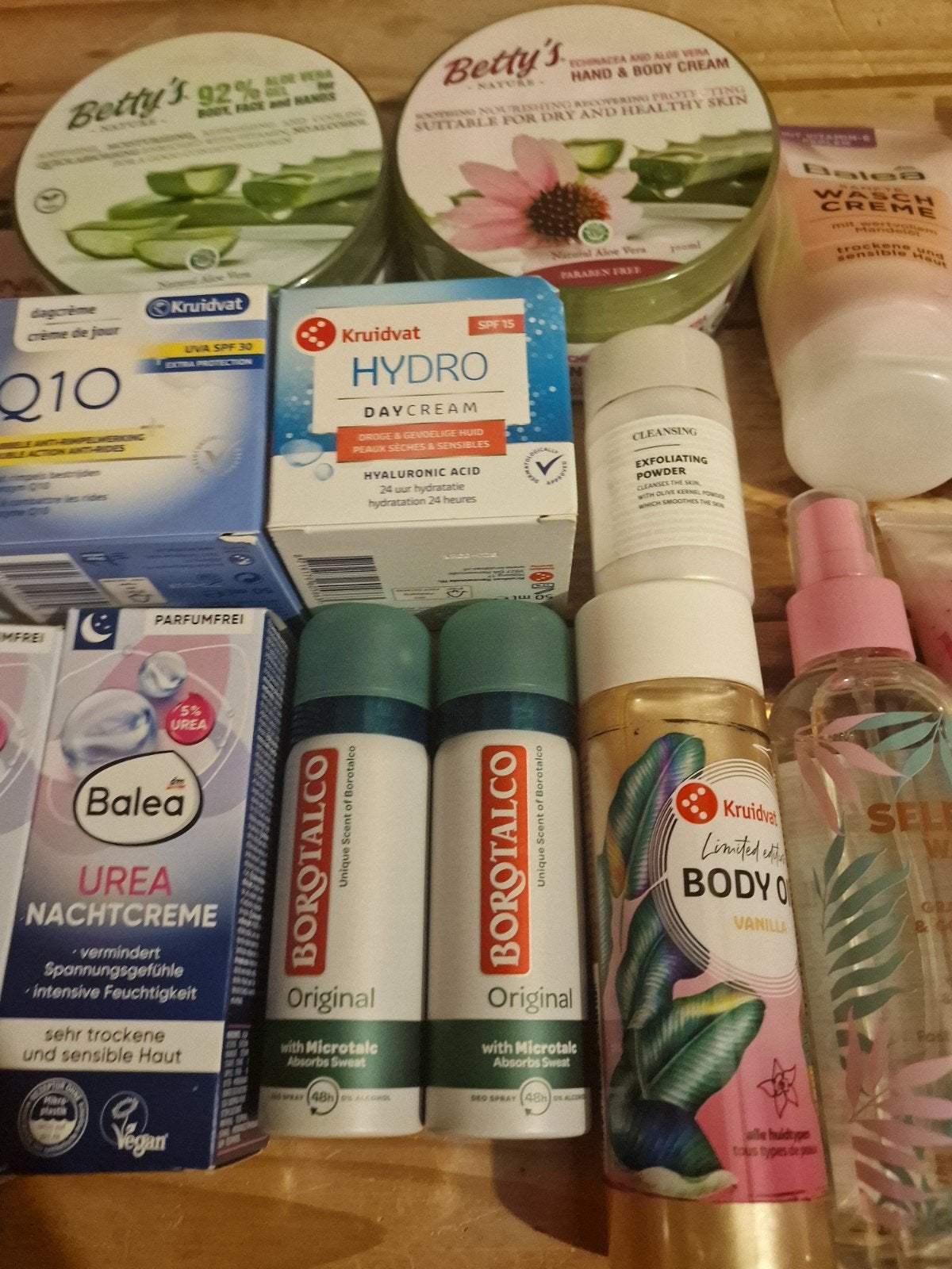 Pakket Verzorgingsproducten vele merken pakketprijs € 20, Ophalen, Overige typen