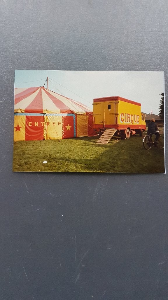 Klein Frans circus in Hernen, Wijchen (1985), Ophalen of Verzenden, Gebruikt