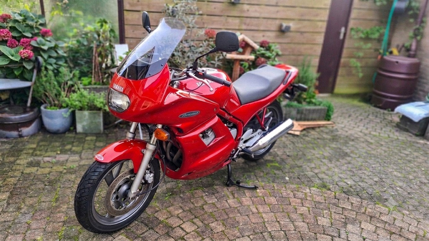 Yamaha xj600s - handvat verwarming, goede banden, ketting, Motoren, Handvatverwarming, 4 cilinders, Motorrijbewijs A, Gebruikt
