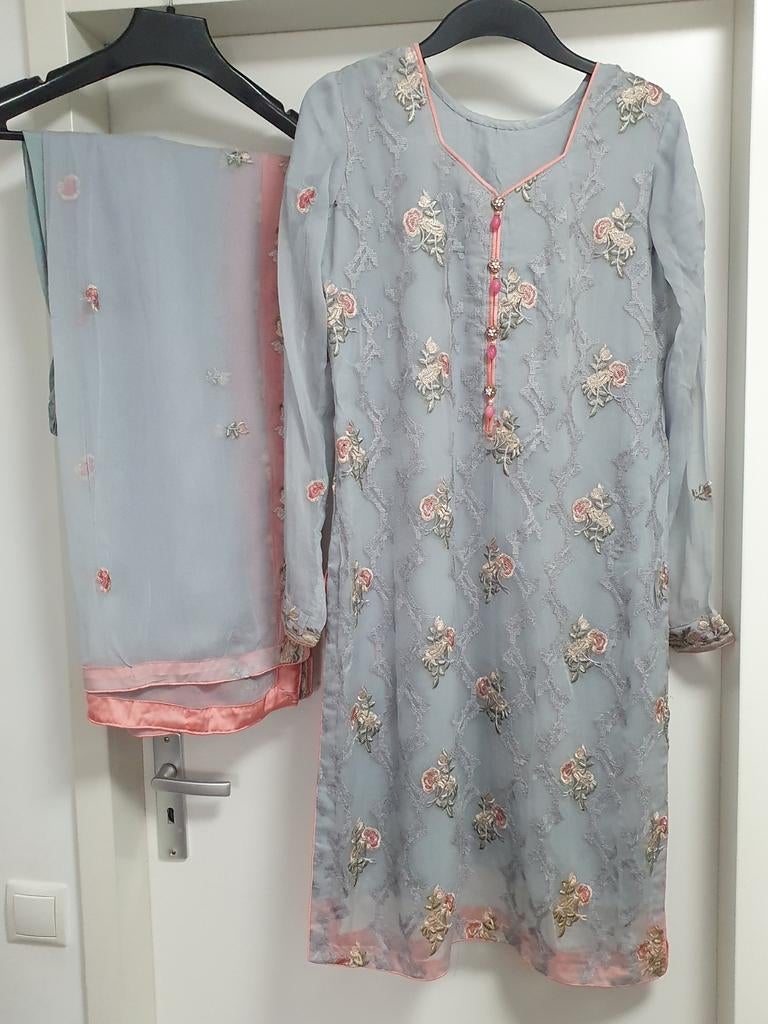 Indiase Kameez Dupatta Broek grijs roze goud nieuw Maat S, Overige typen, Nieuw, Ophalen of Verzenden, Maat 36 (S)
