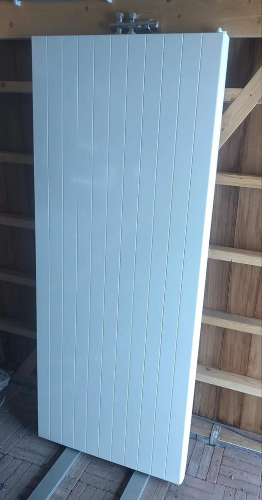 Mooie design radiator 180x75 cm - Wit, Doe-het-zelf en Verbouw, Ophalen, Gebruikt, Radiator, 60 tot 150 cm