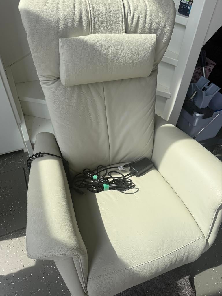 Sta-op stoel hagelnieuw, Huis en Inrichting, Fauteuils, Ophalen, Zo goed als nieuw, 75 tot 100 cm, 50 tot 75 cm