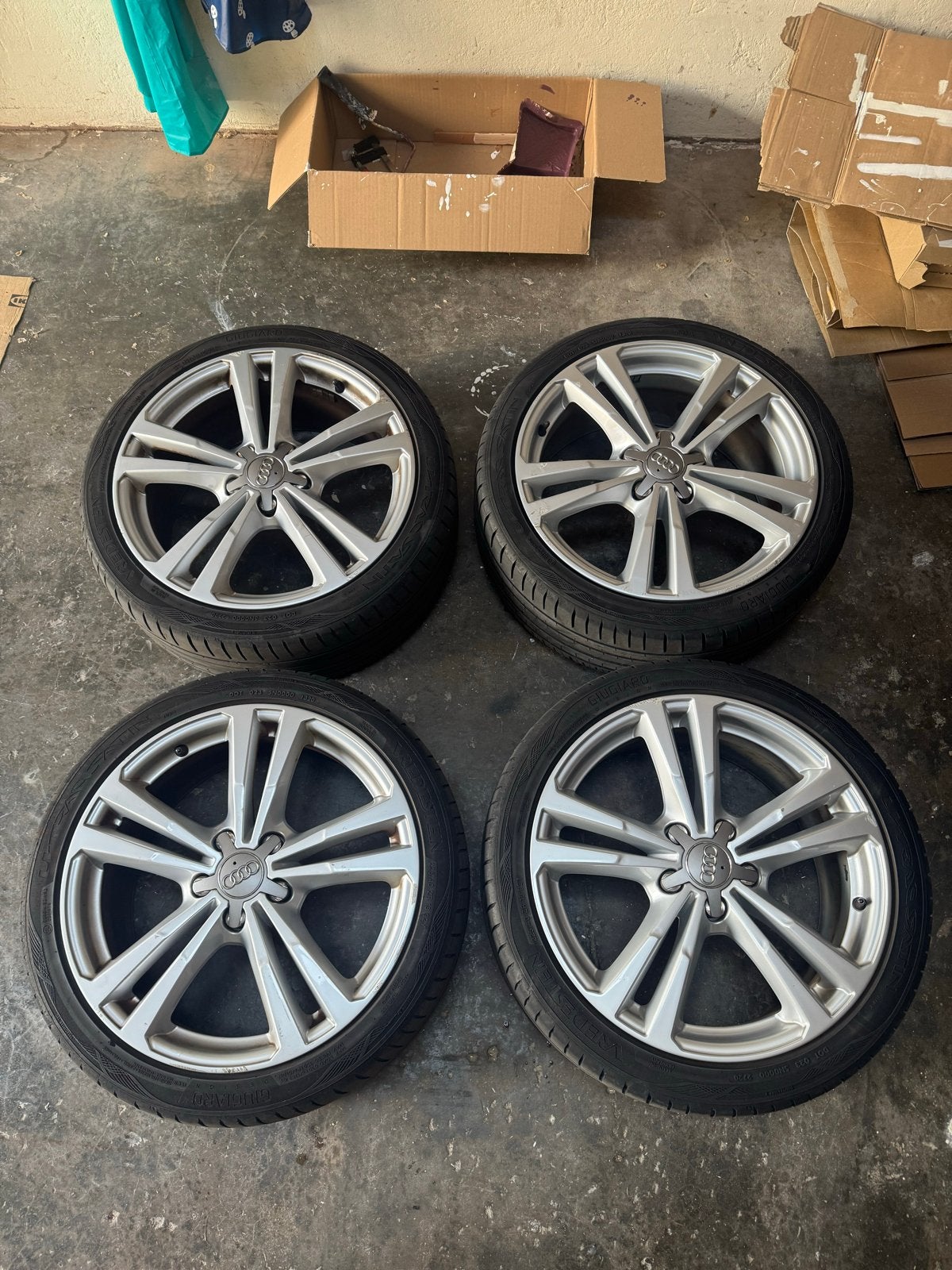 Originele Audi A3 8V S-Line velgen 18 inch met banden, Auto-onderdelen, Ophalen, 18 inch, Gebruikt, Banden en Velgen
