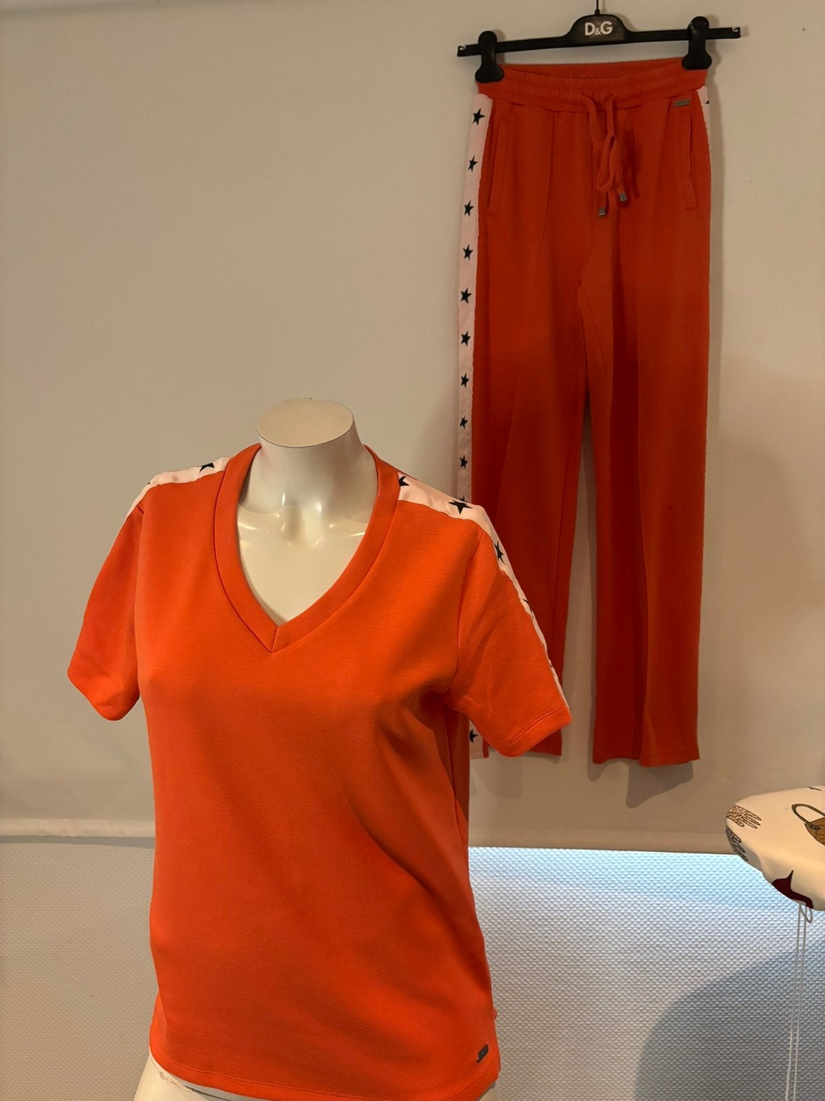 Ambika 2 delig set s/m, Ophalen of Verzenden, Zo goed als nieuw, Maat 38/40 (M), Oranje