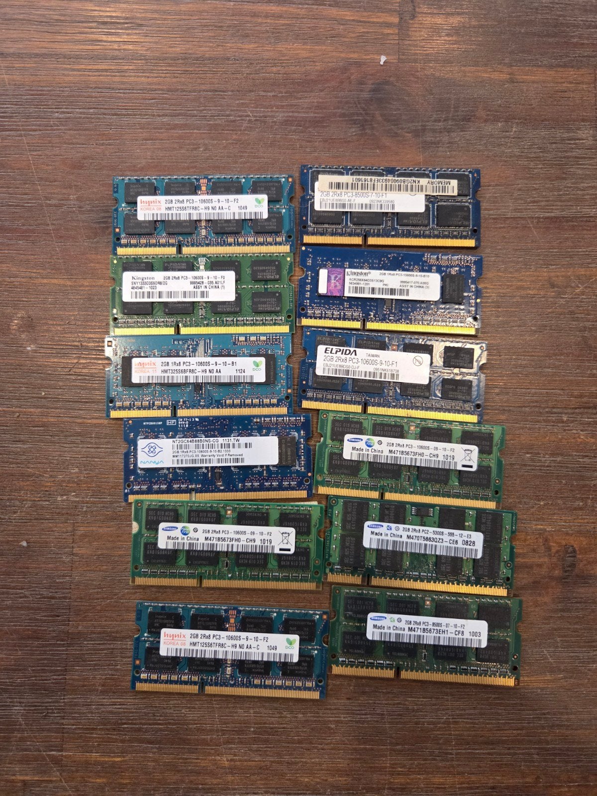 Partij van 12x Laptop RAM Geheugenmodules (2GB DDR3 / DDR2 -, Computers en Software, ., DDR3, Ophalen of Verzenden, .