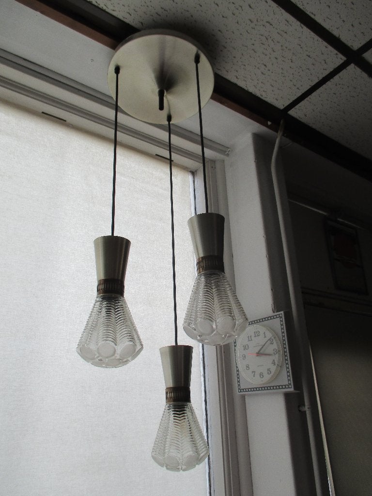 jaren 60 70 design Raak hanglamp 3 kapjes glas chroom retro, Huis en Inrichting, Lampen | Hanglampen, Gebruikt, Glas, Raak, ?
