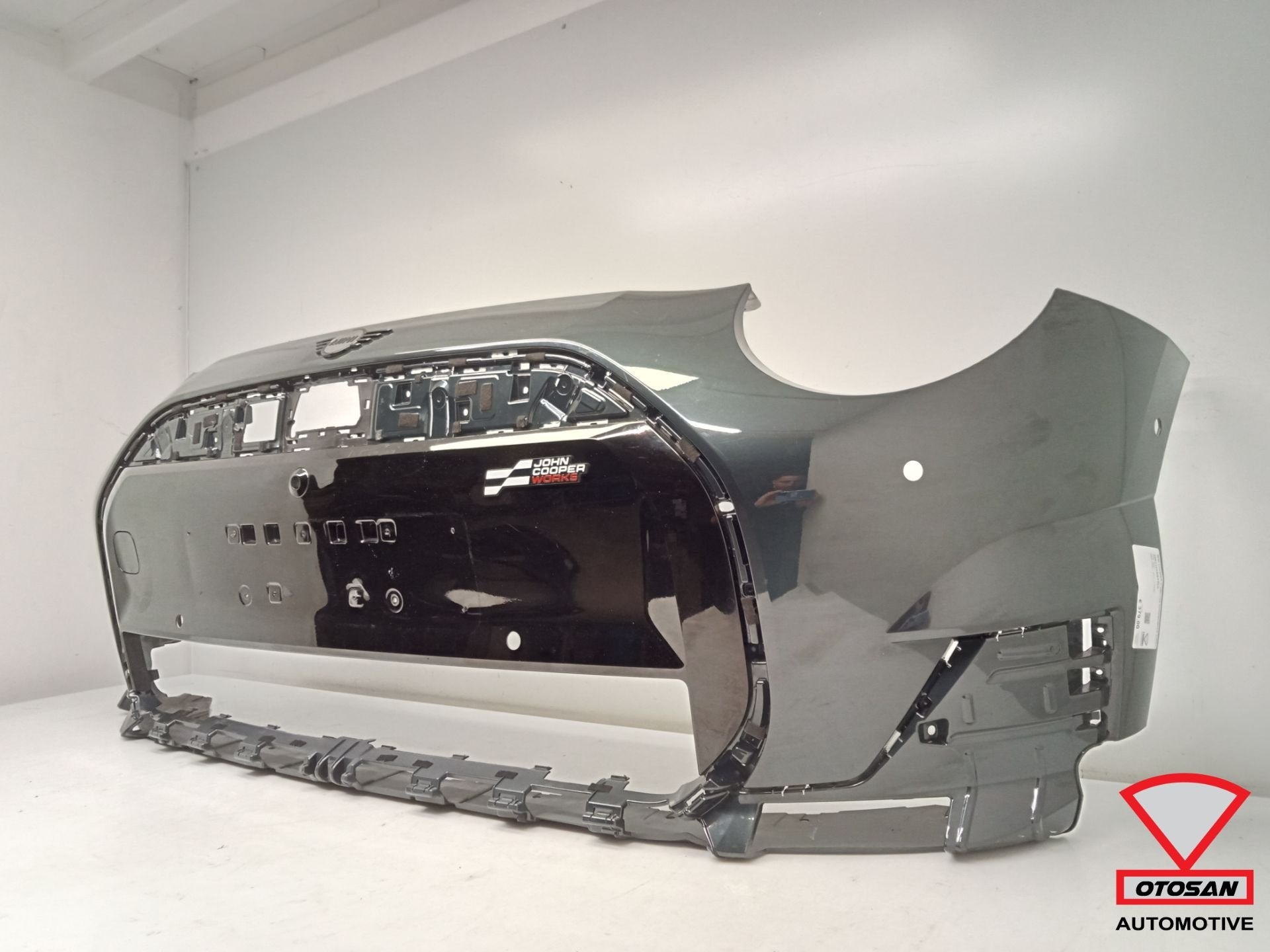 Mini Cooper JWC F66 2024+ Elekt. Voorbumper Bumper 6xPDC Ori, Gebruikt, Ophalen of Verzenden, Customer.service@mini.co.uk, Mini