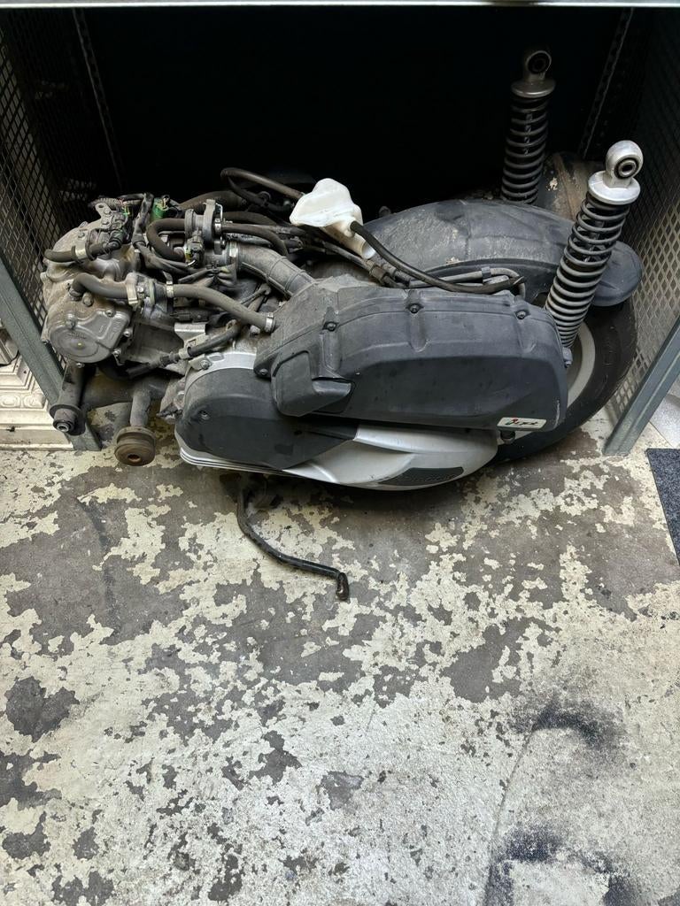 Piaggio medley 125 motorblok compleet 125cc, Ophalen of Verzenden, Blok, Piaggio