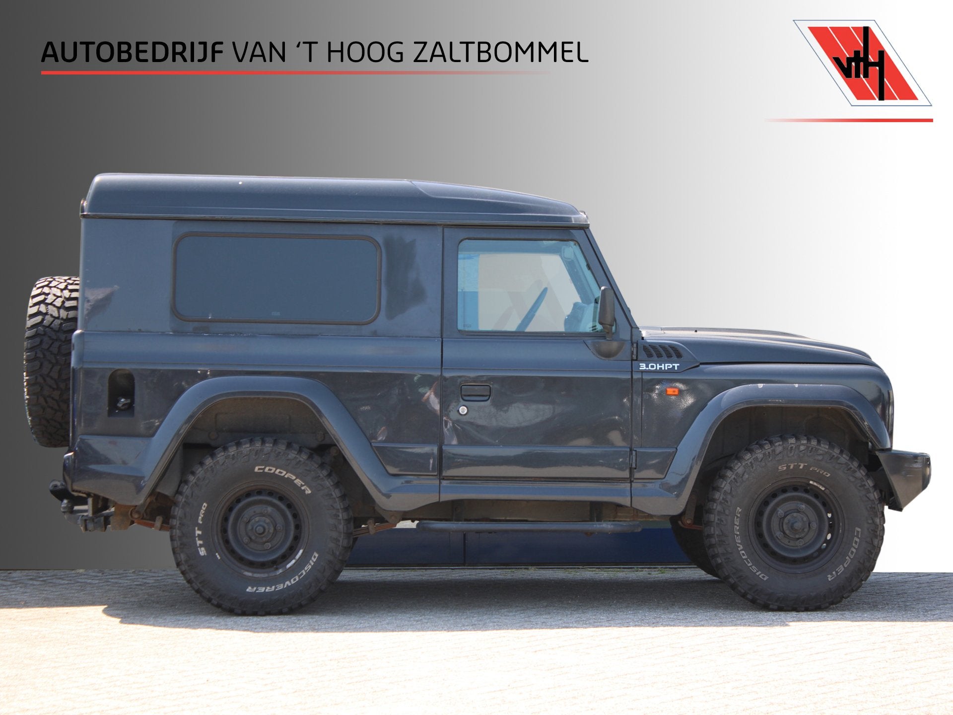 Iveco Massif 25 S 18 SW3D W AIRCO <<97.376KM>> NL AUTO, Auto's, Stof, Gebruikt, Zwart, 4 cilinders