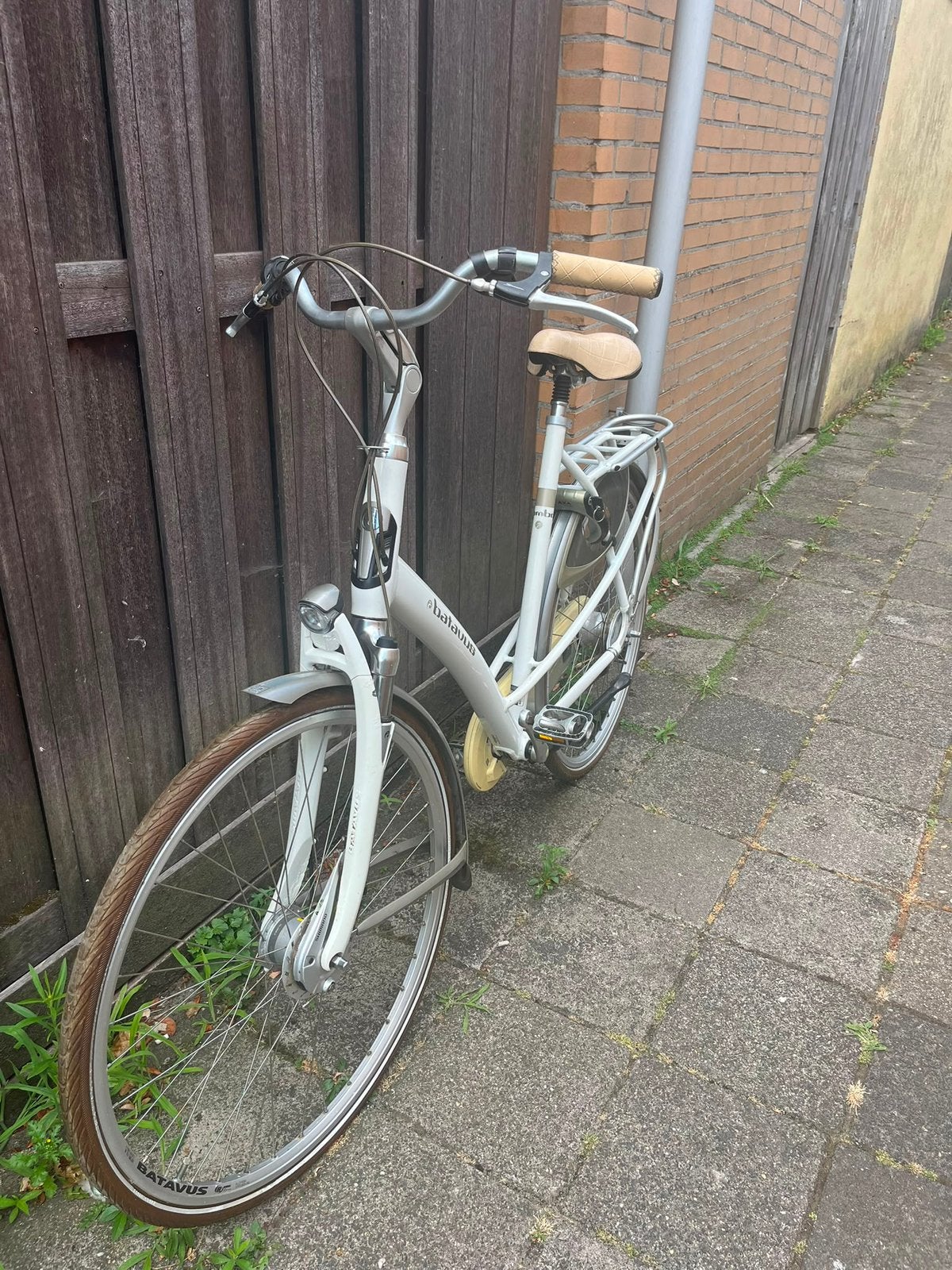 Batavus Mambo damesfiets, Fietsen en Brommers, Fietsen | Dames | Damesfietsen, Ophalen, Gebruikt, Versnellingen, Batavus