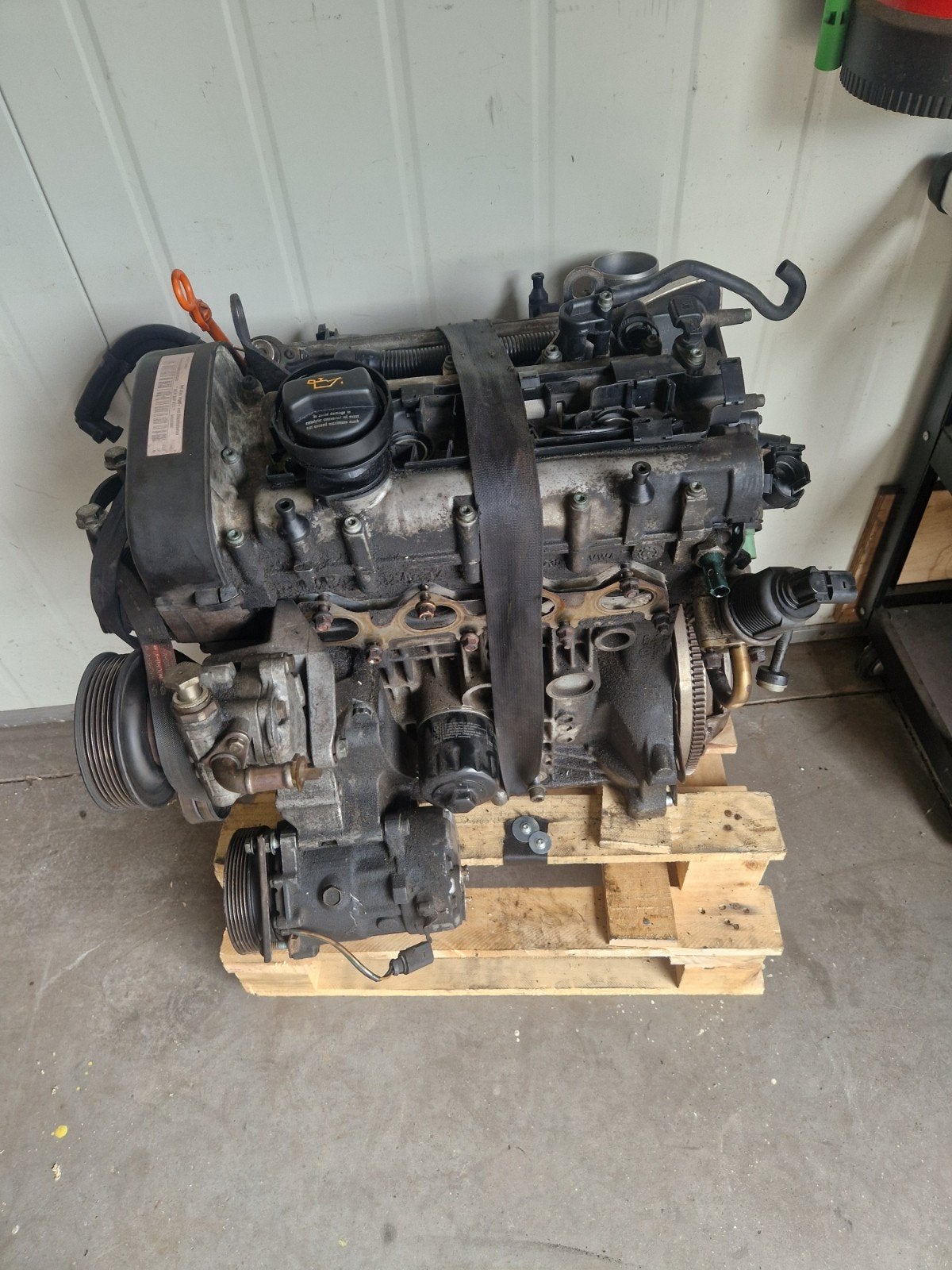Volkswagen 1.4 16v BBZ 101pk motor, goed lopend, Auto-onderdelen, Ophalen, Volkswagen