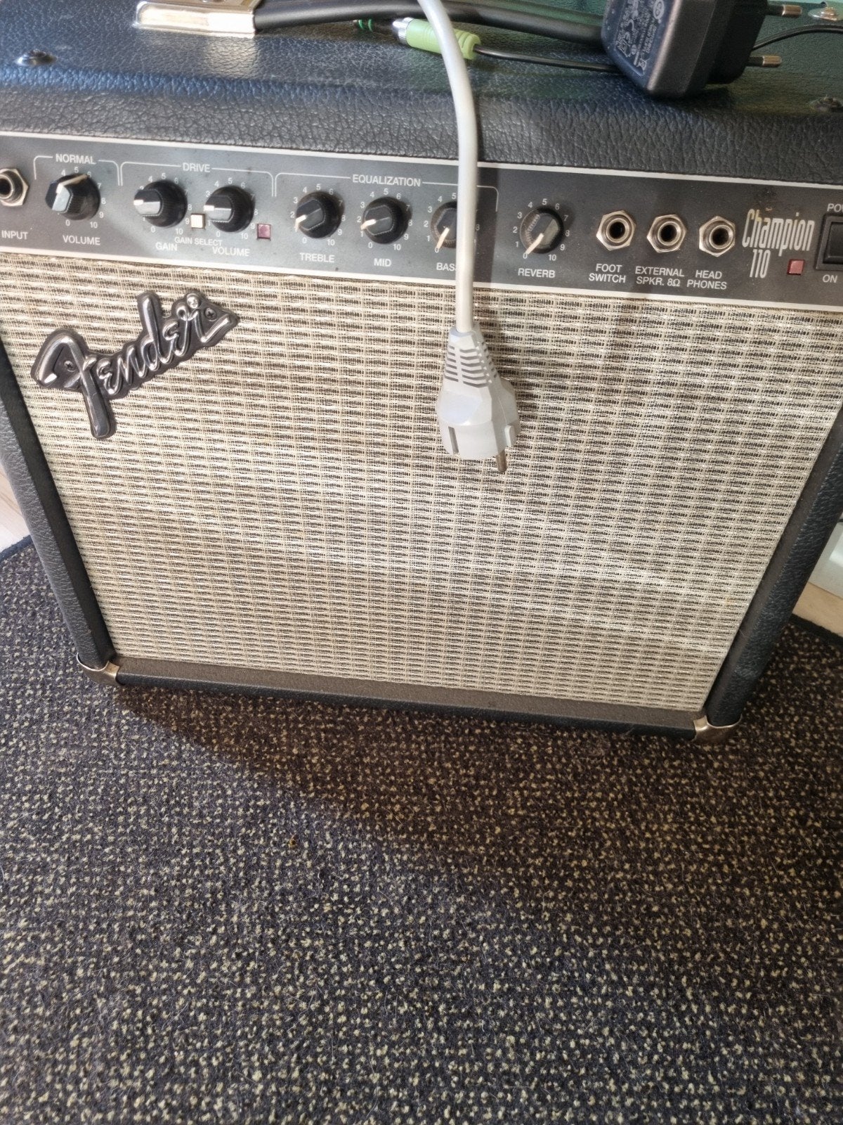 Fender Champion 110 Versterker voor alle instrumenten, Muziek en Instrumenten, Zie foto., Ophalen of Verzenden, Zo goed als nieuw