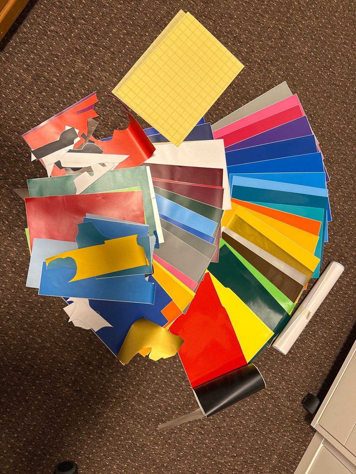 Groot pakket vinyl vellen (A4) en reststukken snijplotter, Meerkleurig, Ophalen of Verzenden, Kunststof, Knutselmateriaal