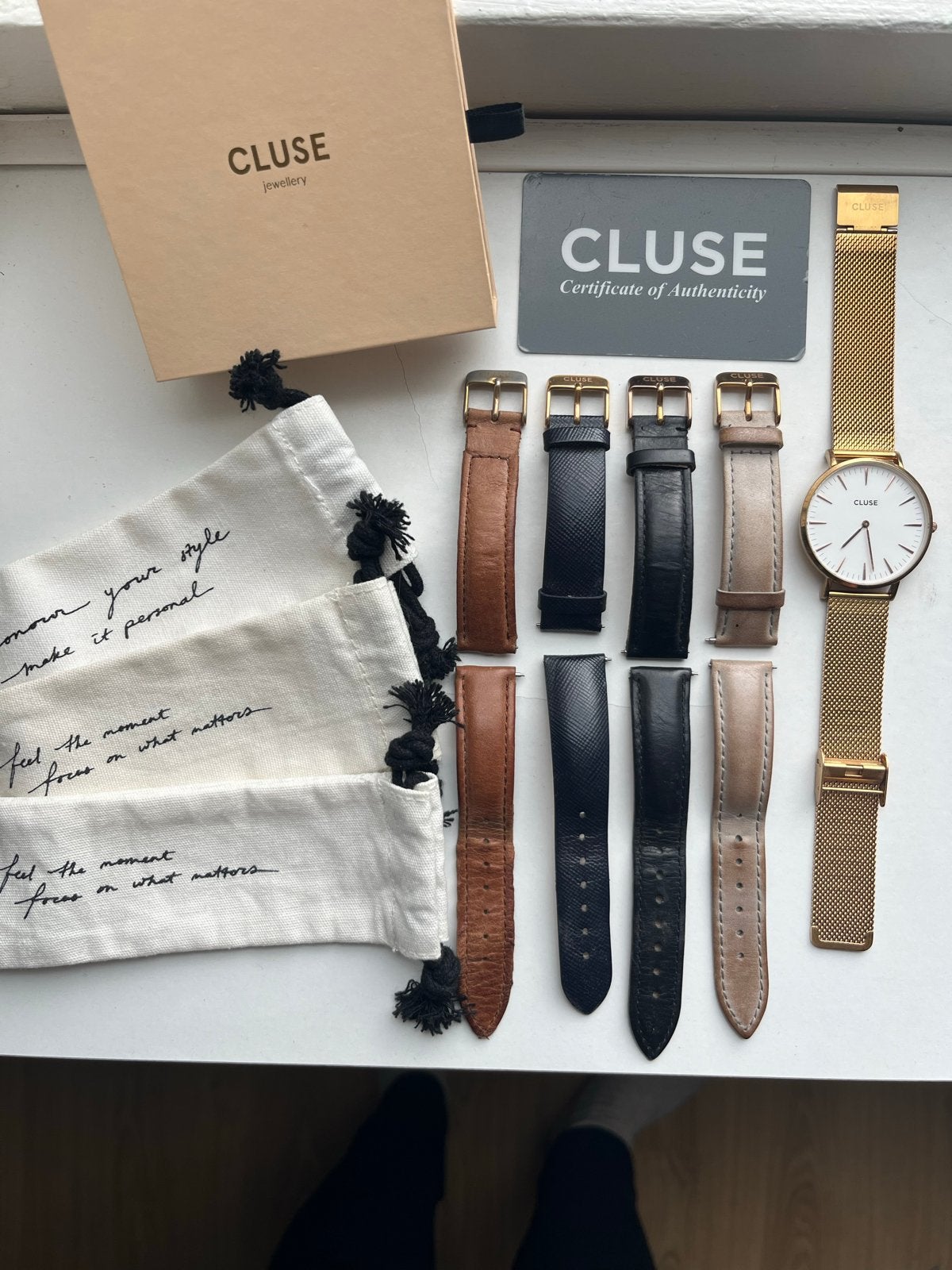 CLUSE Minuit horloge met gouden band en extra leren bandjes, Sieraden, Tassen en Uiterlijk, Overige merken, Leer, Staal, Polshorloge