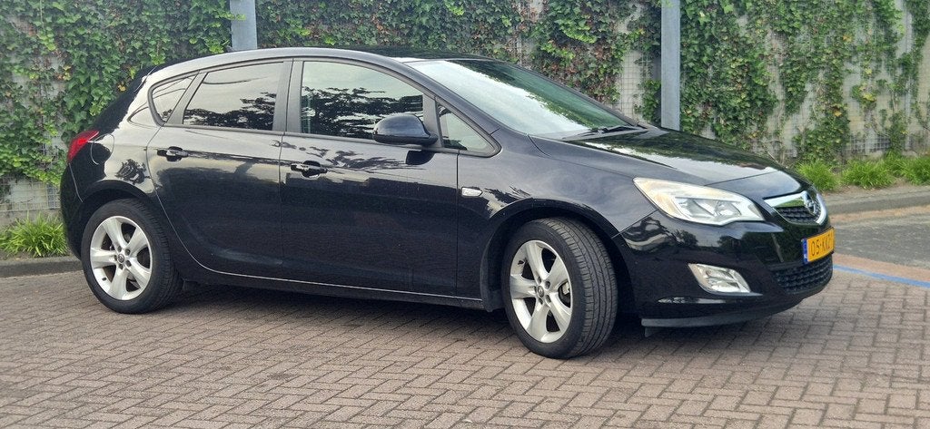 Opel Astra 1.6 Edition, Auto's, Opel, Bedrijf, Te koop, Astra, ABS, Achteruitrijcamera, Airbags, Airconditioning, Bochtverlichting