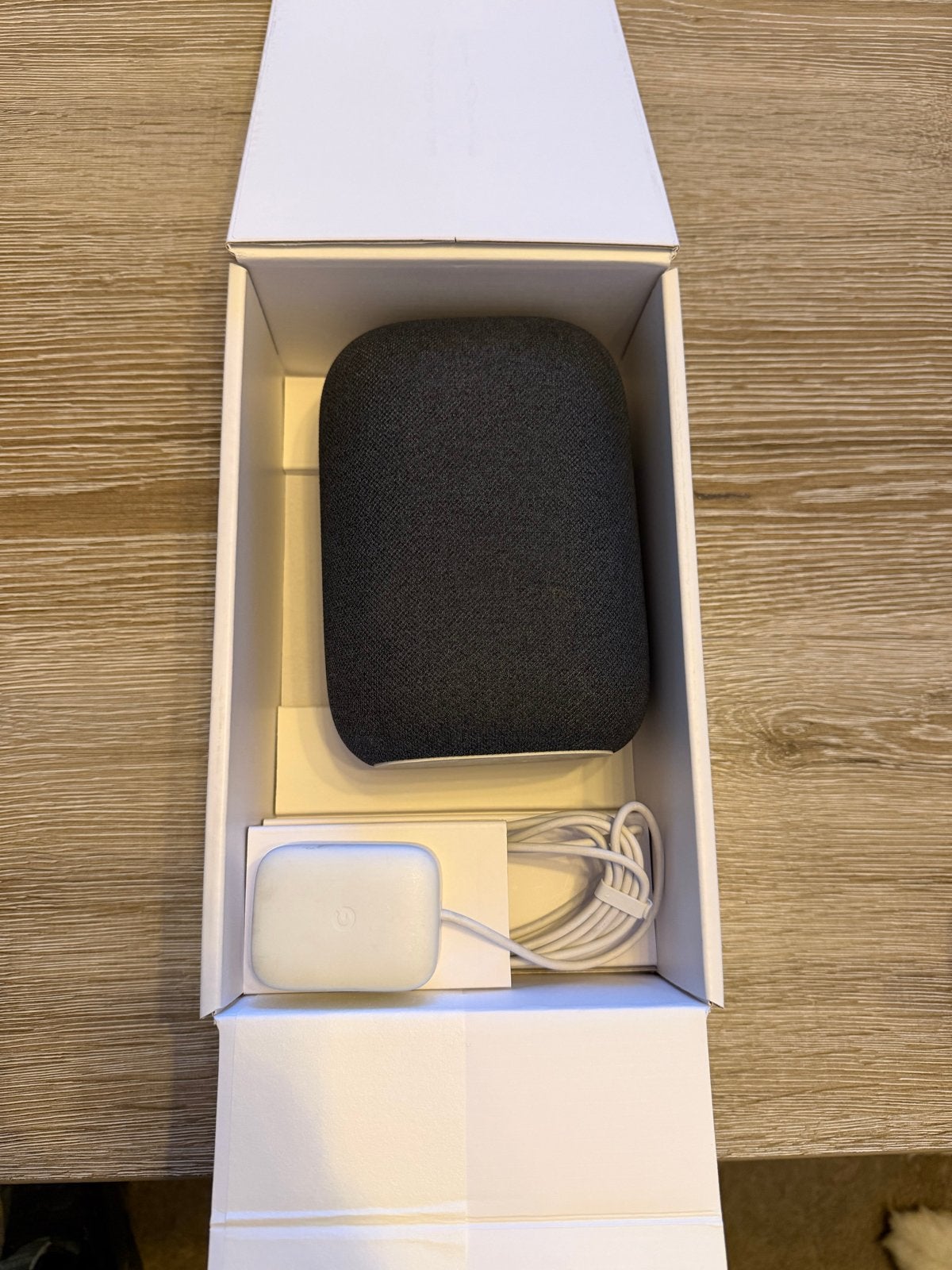 Google Nest Audio - Slimme speaker met geweldig geluid, Slimme speaker, Google, WiFi, Ophalen of Verzenden