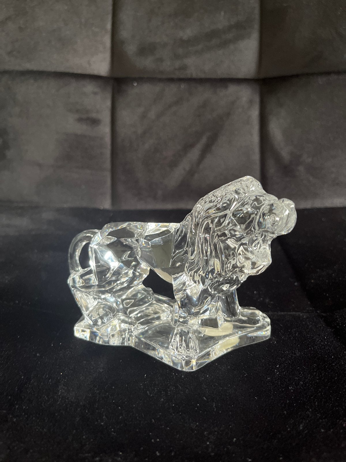 Kristallen Leeuw Beeldje - Decoratief Glasobject, Antiek en Kunst, Antiek | Glas en Kristal, Ophalen