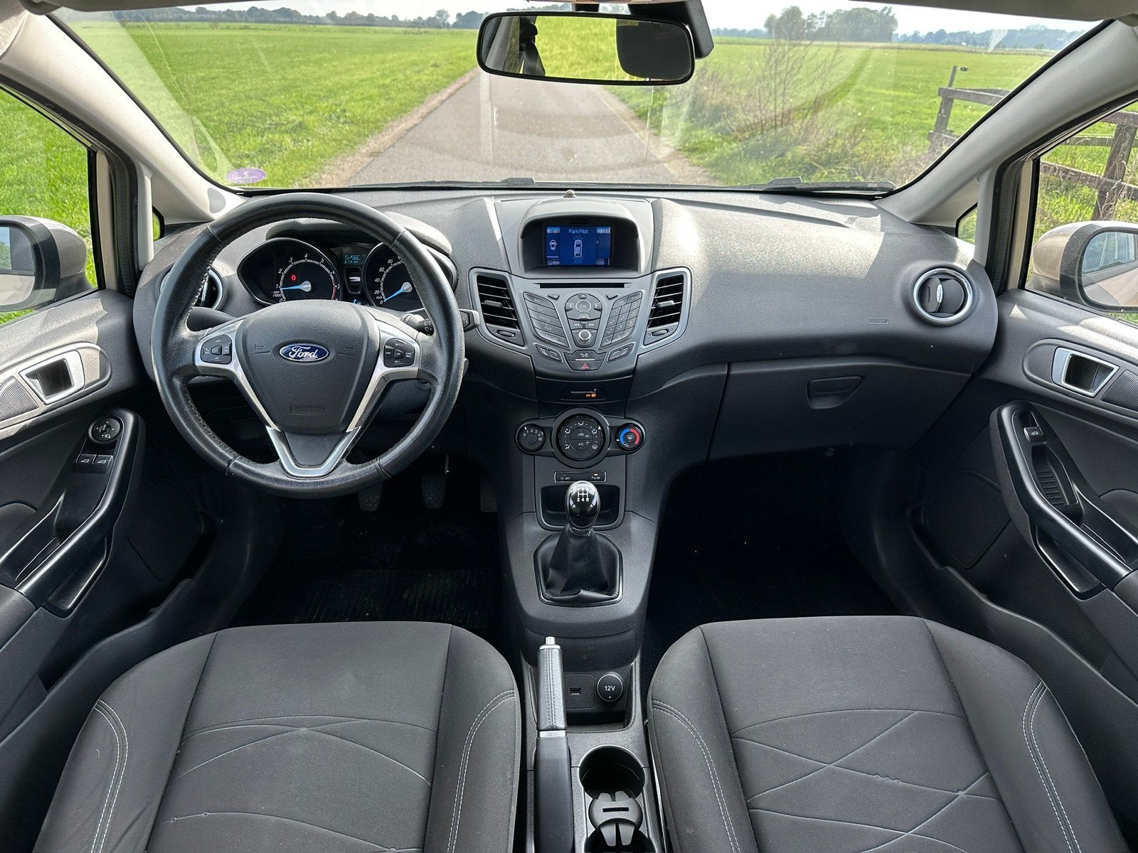 Ford Fiësta 1.0 5Drs Style Ultimate | Navi | PDC V+A, Auto's, Voorwielaandrijving, 40 €/maand, 525 kg, Bruin
