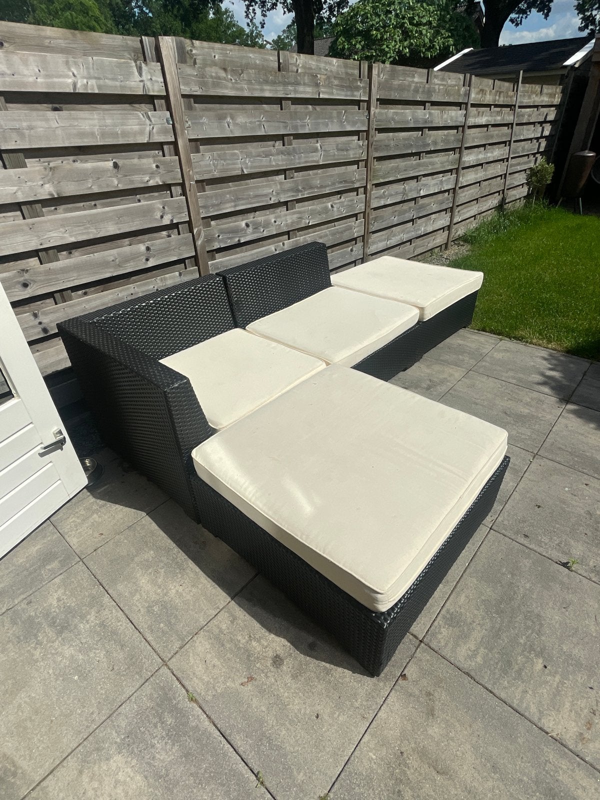 Zwarte Wicker Loungeset met Crèmekleurige Kussens, Ophalen, 4 zitplaatsen, Gebruikt, Loungeset