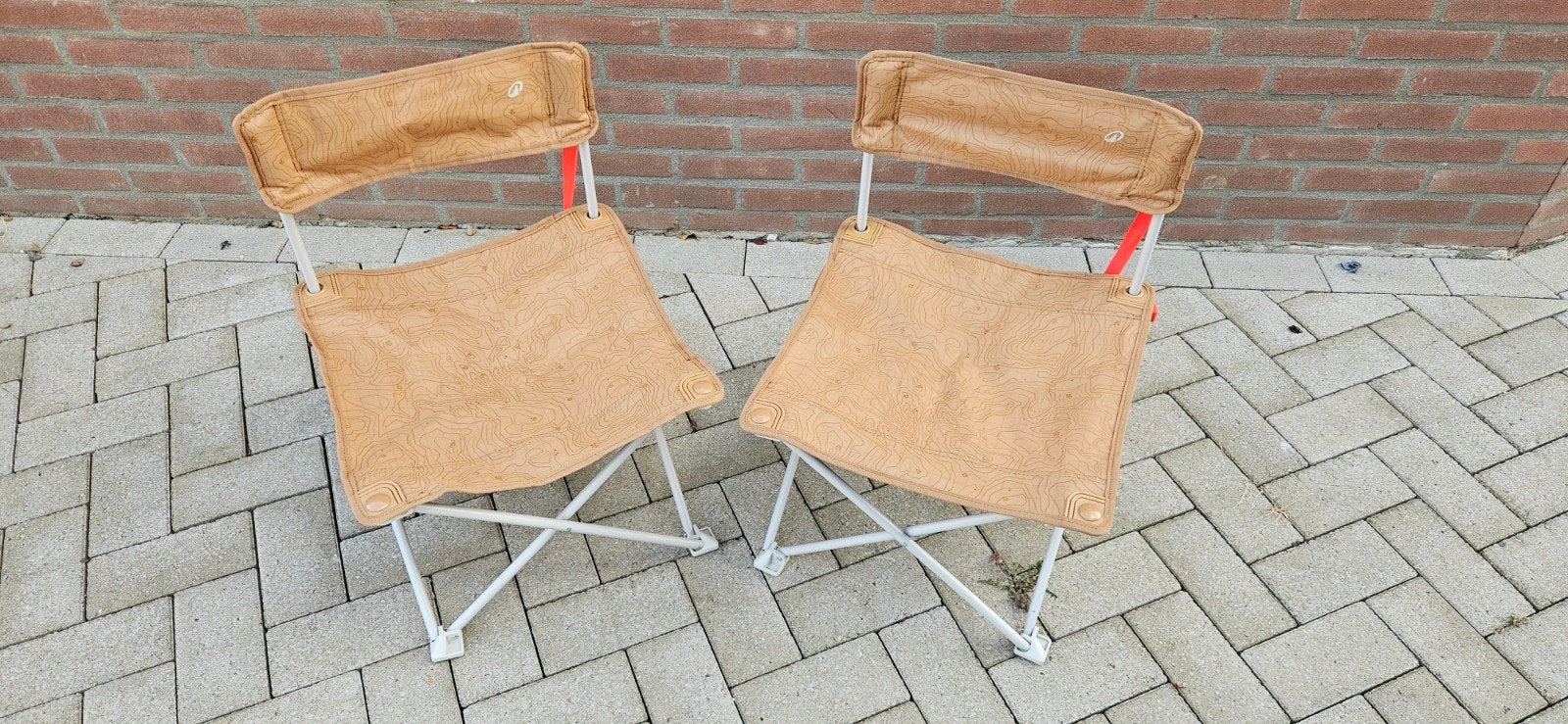 2x Opvouwbare campingstoelen - Lichtgewicht en compact, Caravans en Kamperen, Ophalen of Verzenden, Zo goed als nieuw, Campingstoel