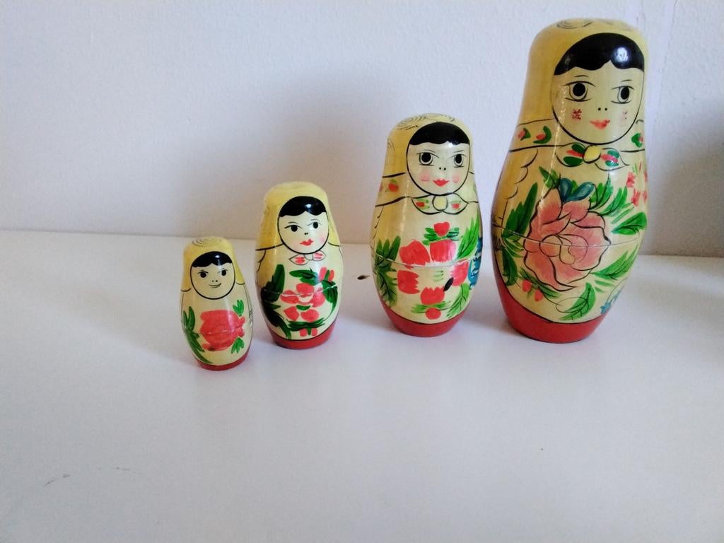 Set van 4 Russische Matroesjka poppen, Verzamelen, Ophalen of Verzenden, Gebruikt