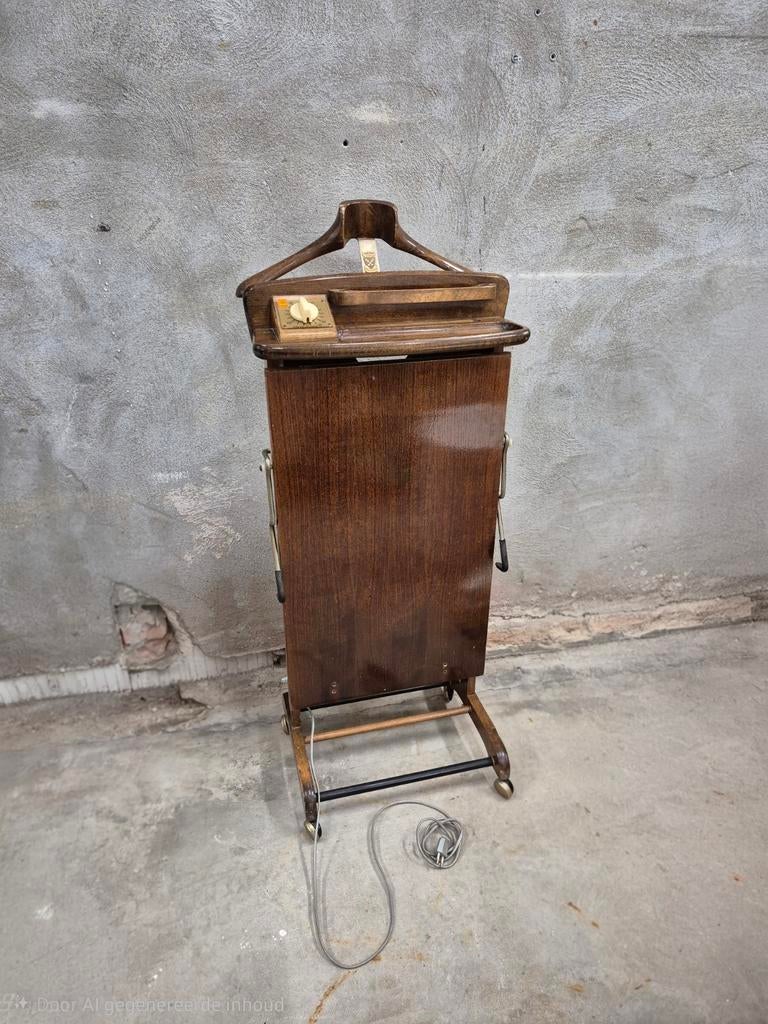 Prachtige Vintage Viscount "Press-O-Matic" Dressboy Werkend, Ophalen, Gebruikt
