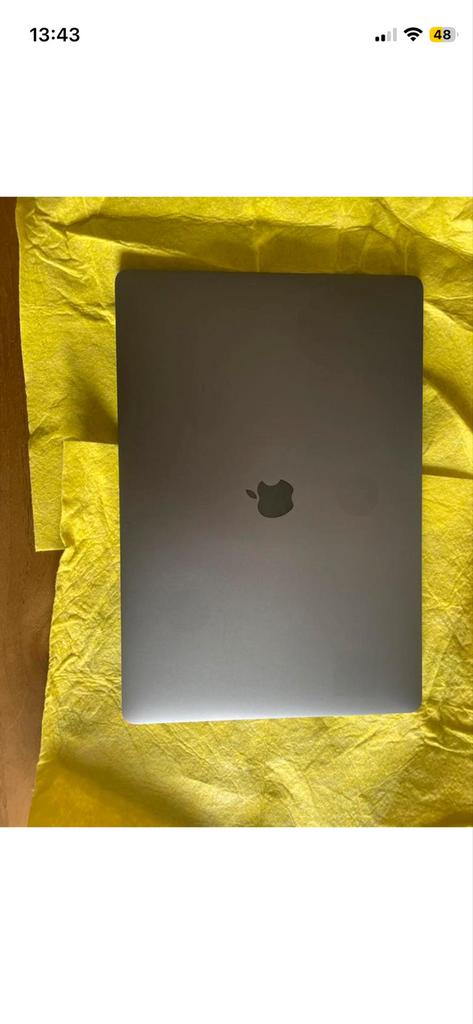 Mac book pro 2019 met toutchbar, Ophalen of Verzenden, Zo goed als nieuw, 13 inch, 2 tot 3 Ghz
