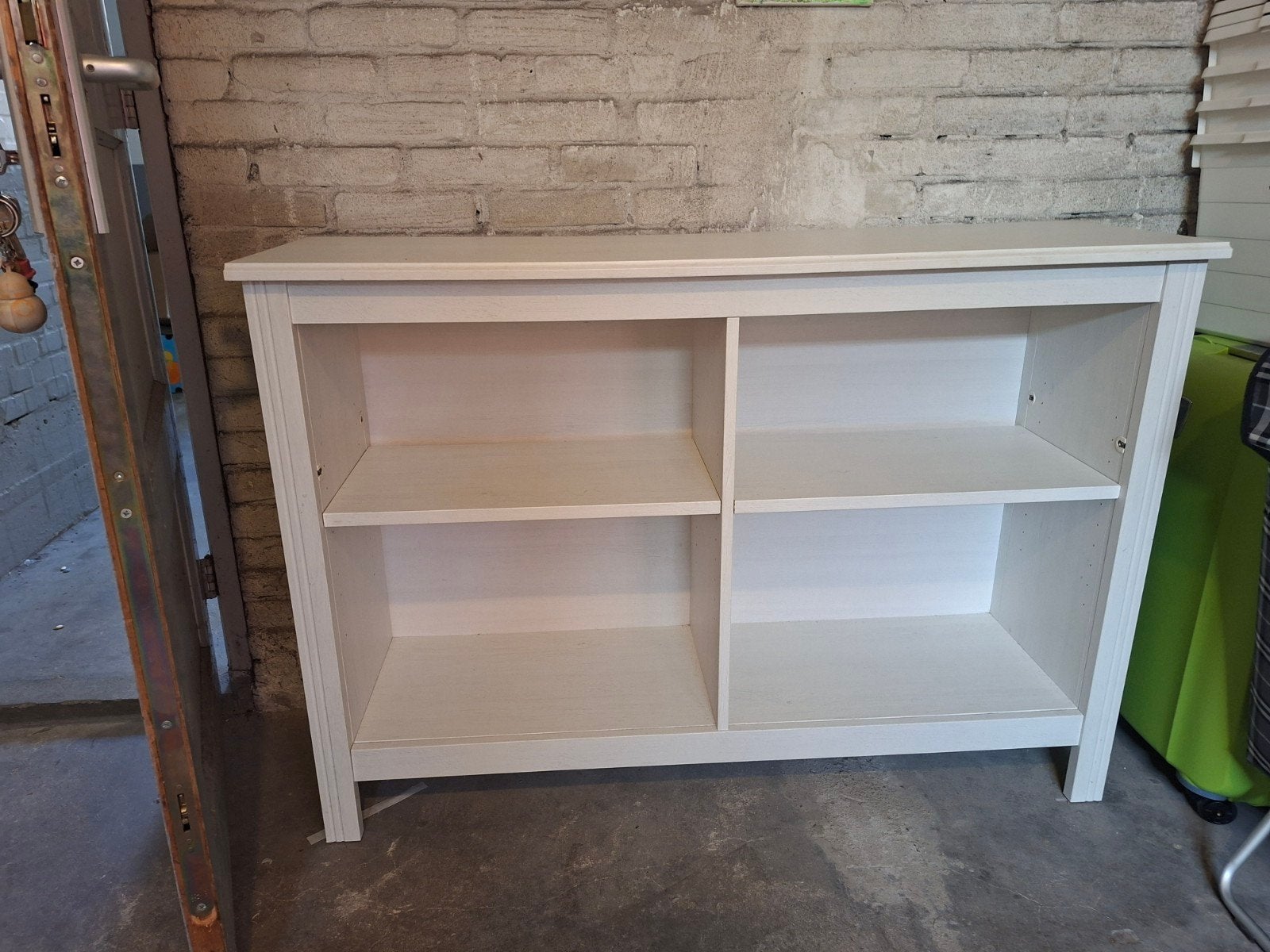 Ikea - Brusali, Huis en Inrichting, Ophalen, Met plank(en), Gebruikt, 100 tot 150 cm