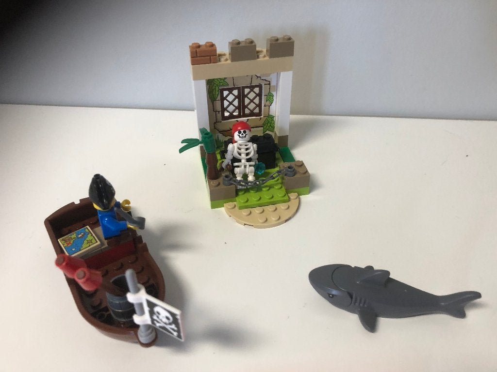 lego junior 10679 pirate treasure hunt, Lego, Zo goed als nieuw, Complete set, Compleet