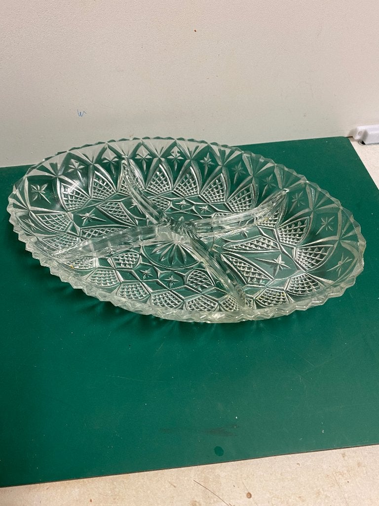 Vintage glazen schaal met 3 vakken - Sterpatroon, Huis en Inrichting, Gebruikt, Schaal, Rond, Geribbeld