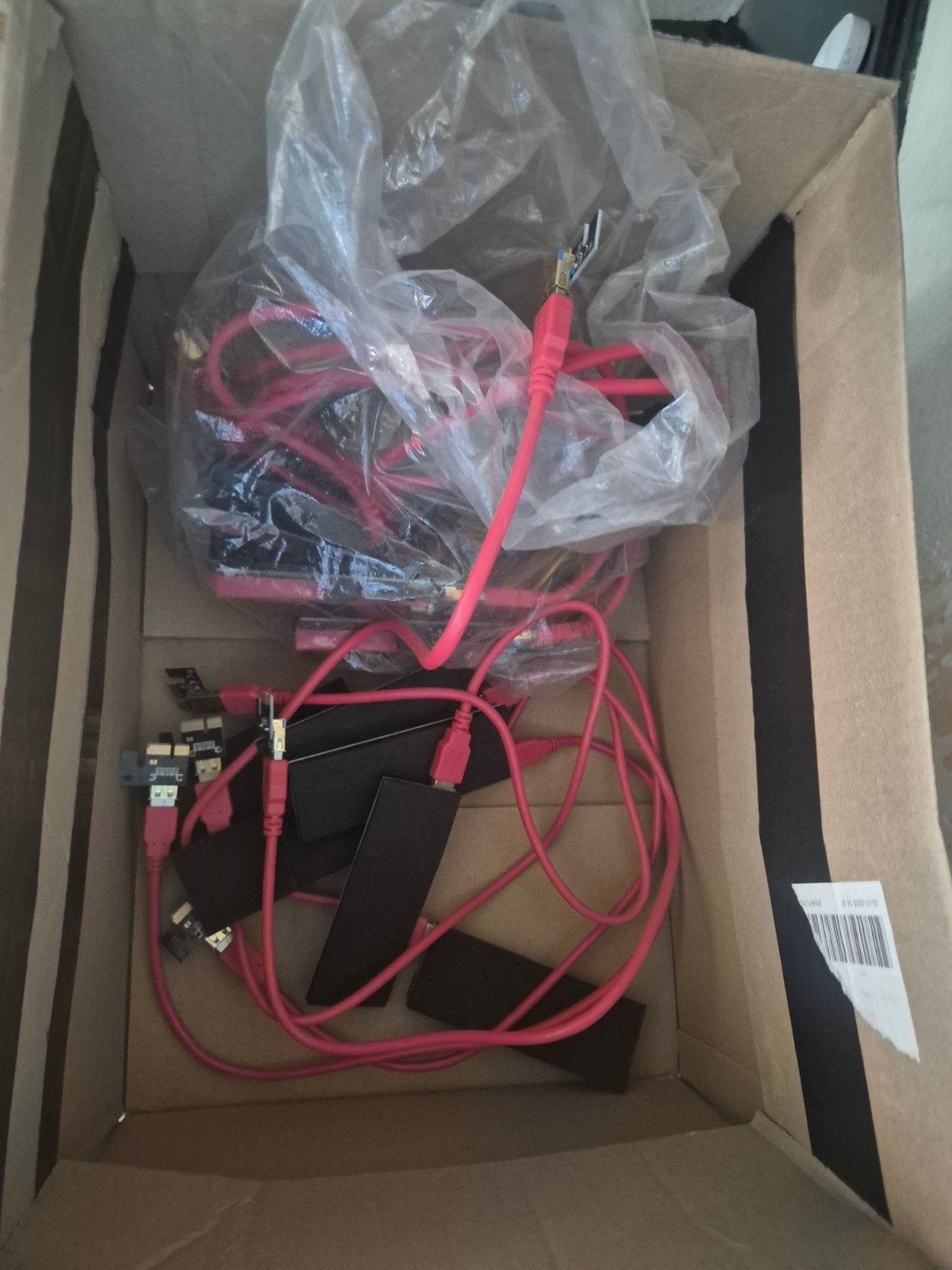 GPU mining PCIe risers + USB & voedingskabels (2 dozen), Computers en Software, Ophalen of Verzenden, Zo goed als nieuw, GDDR6